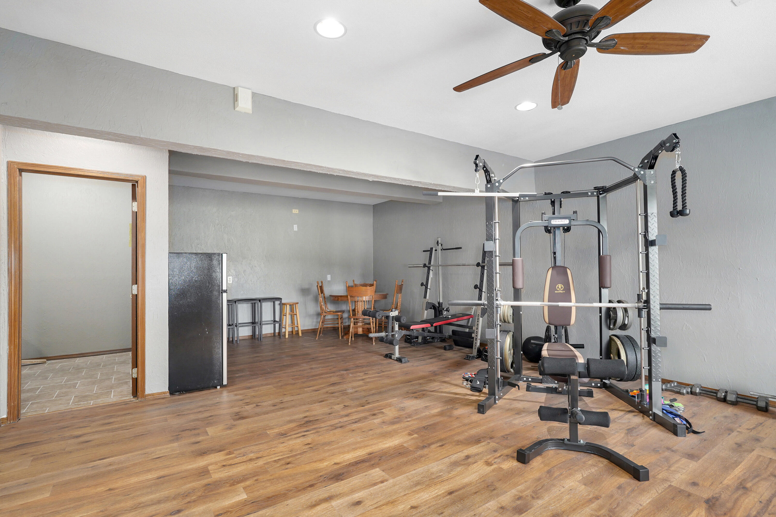 main property photo 35