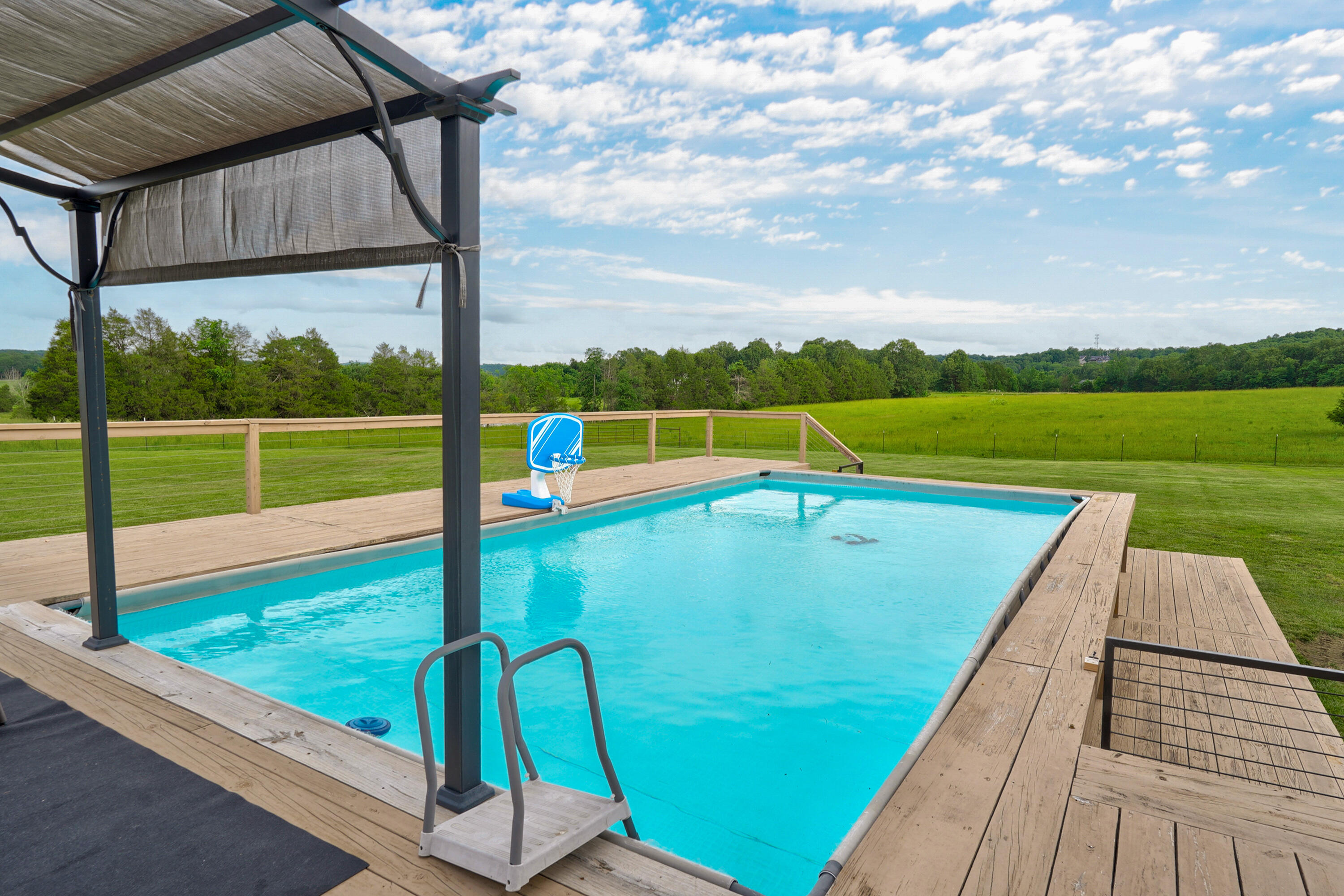 main property photo 51