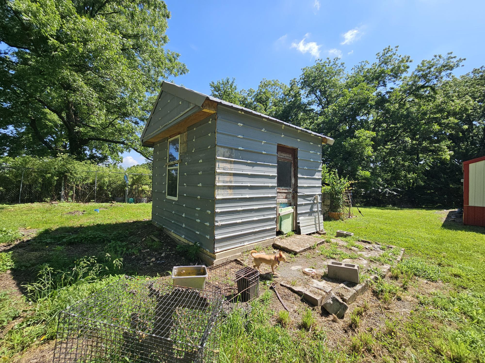 main property photo 30