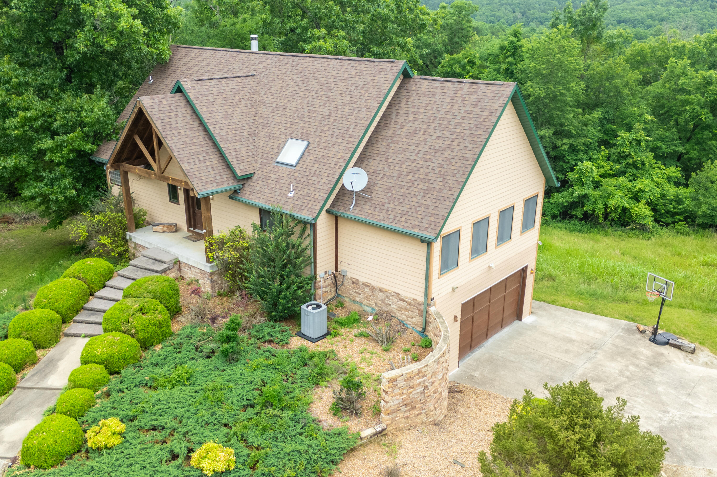 main property photo 33