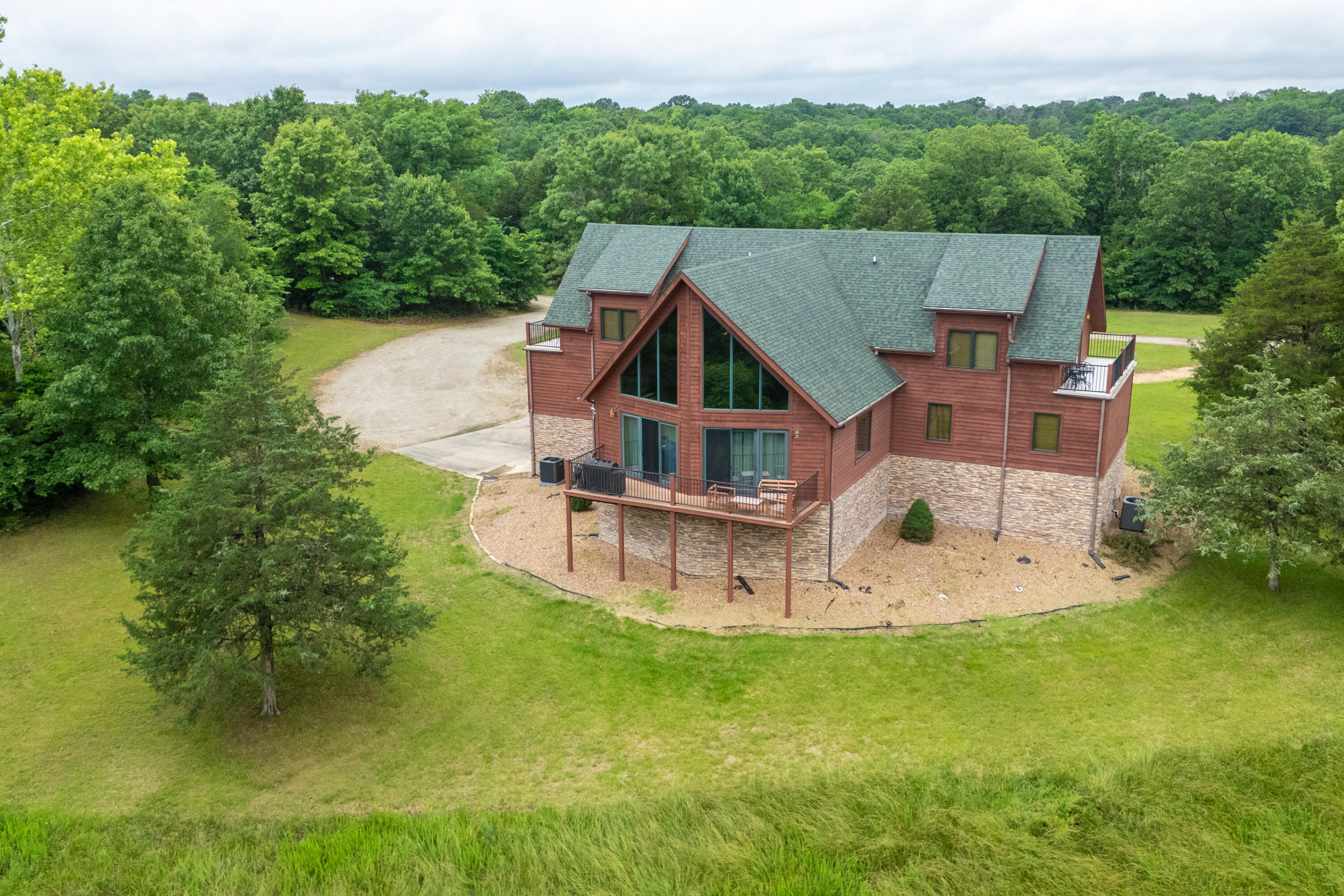 main property photo 37