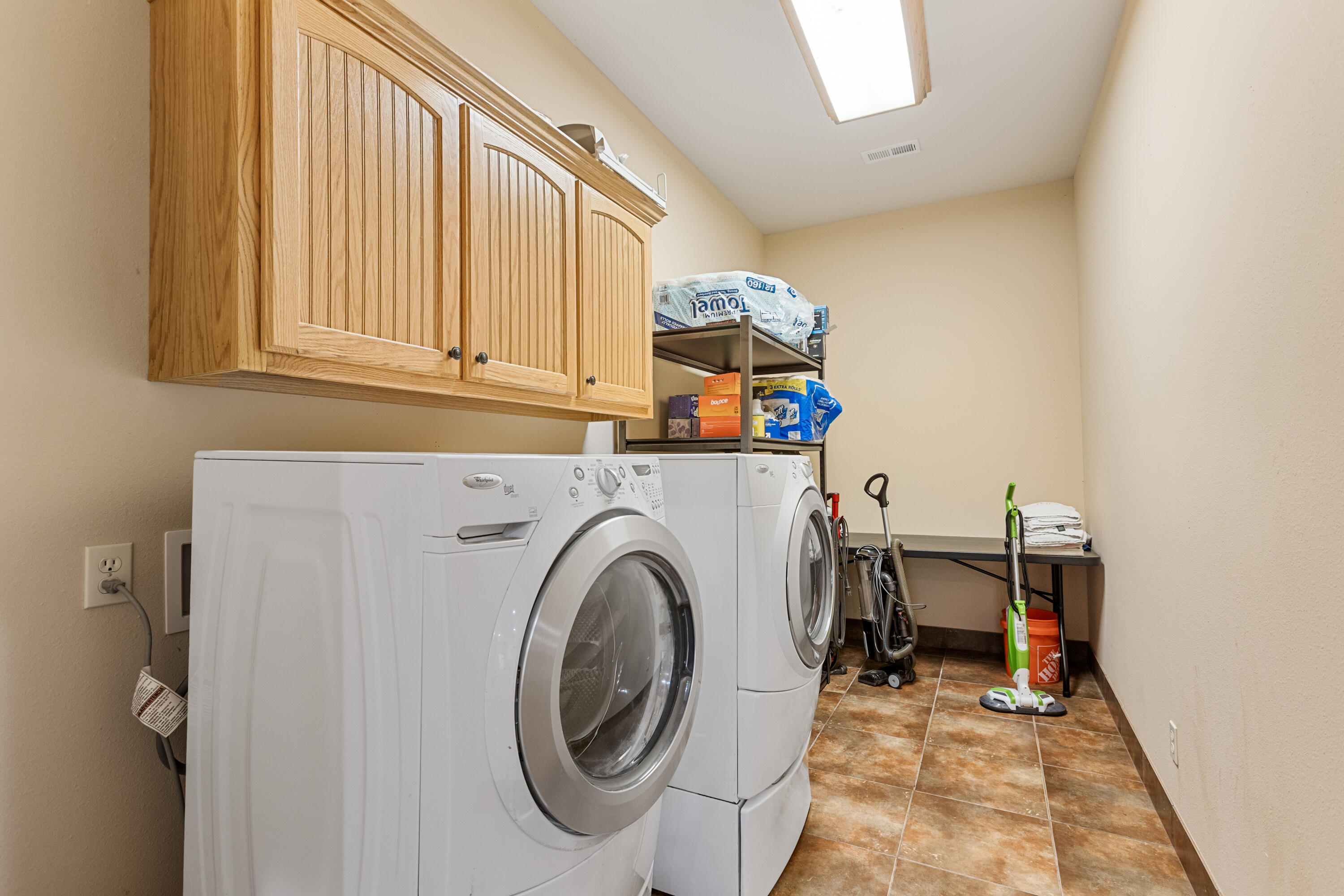 main property photo 80