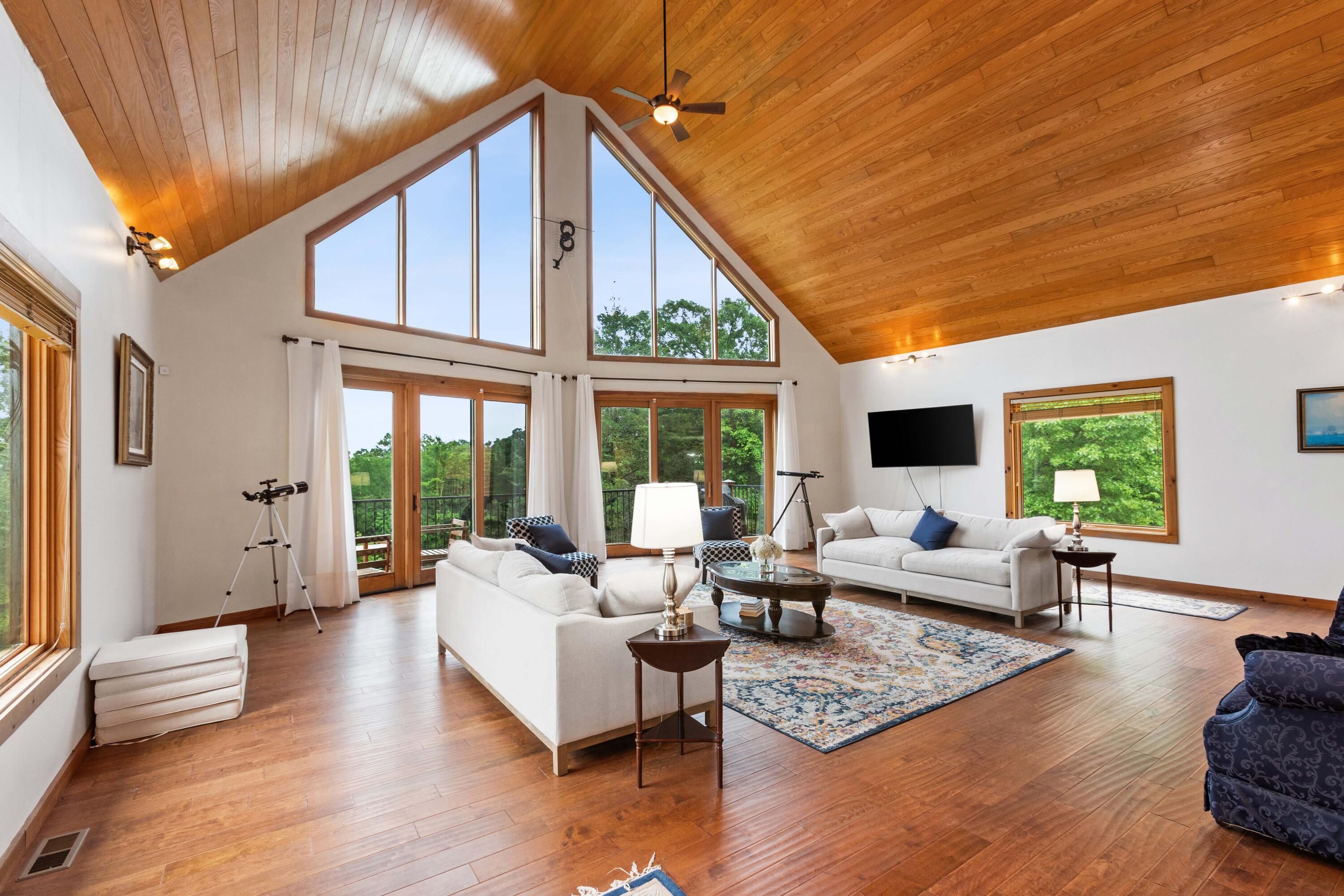 main property photo 89