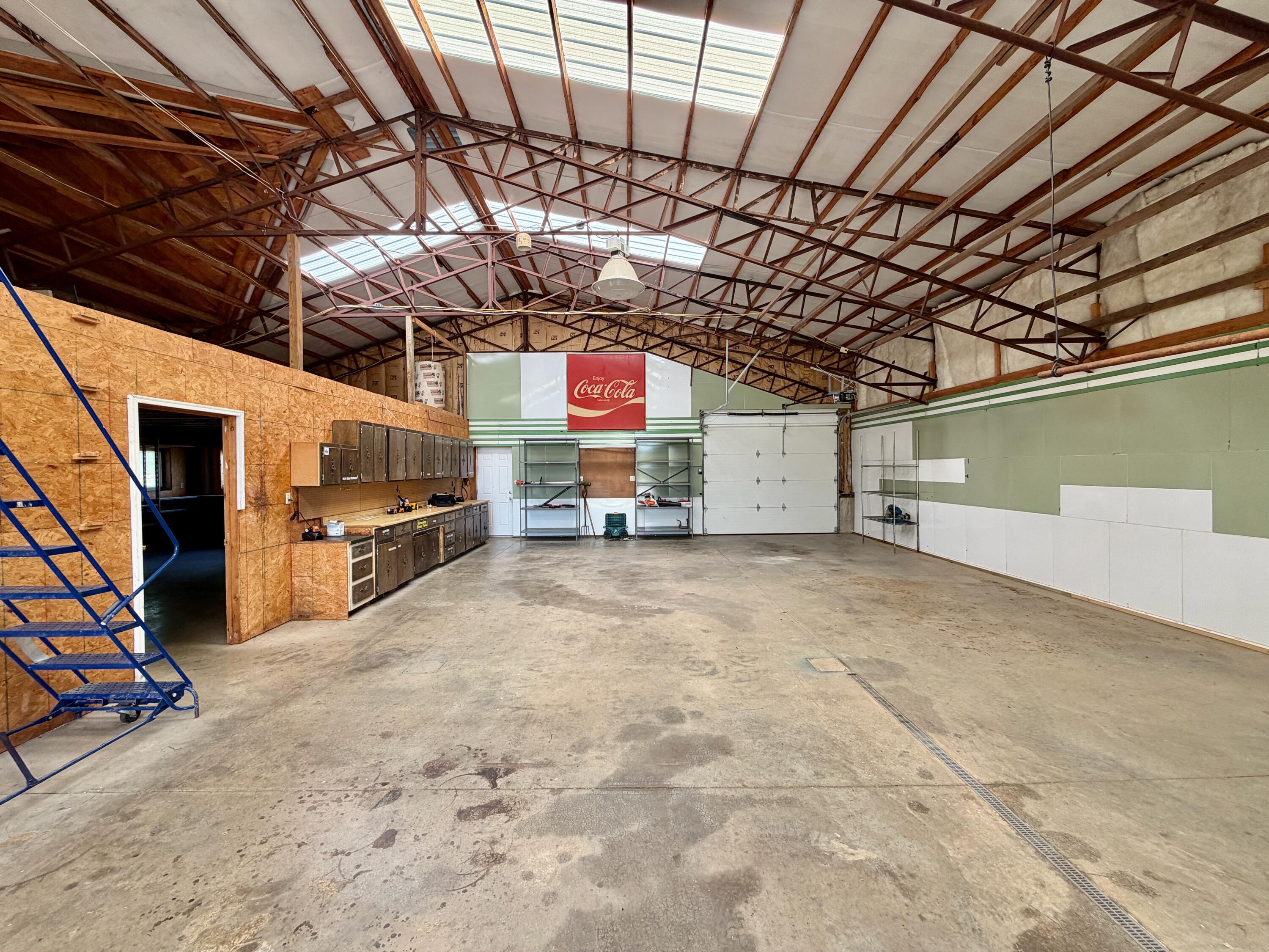 main property photo 73