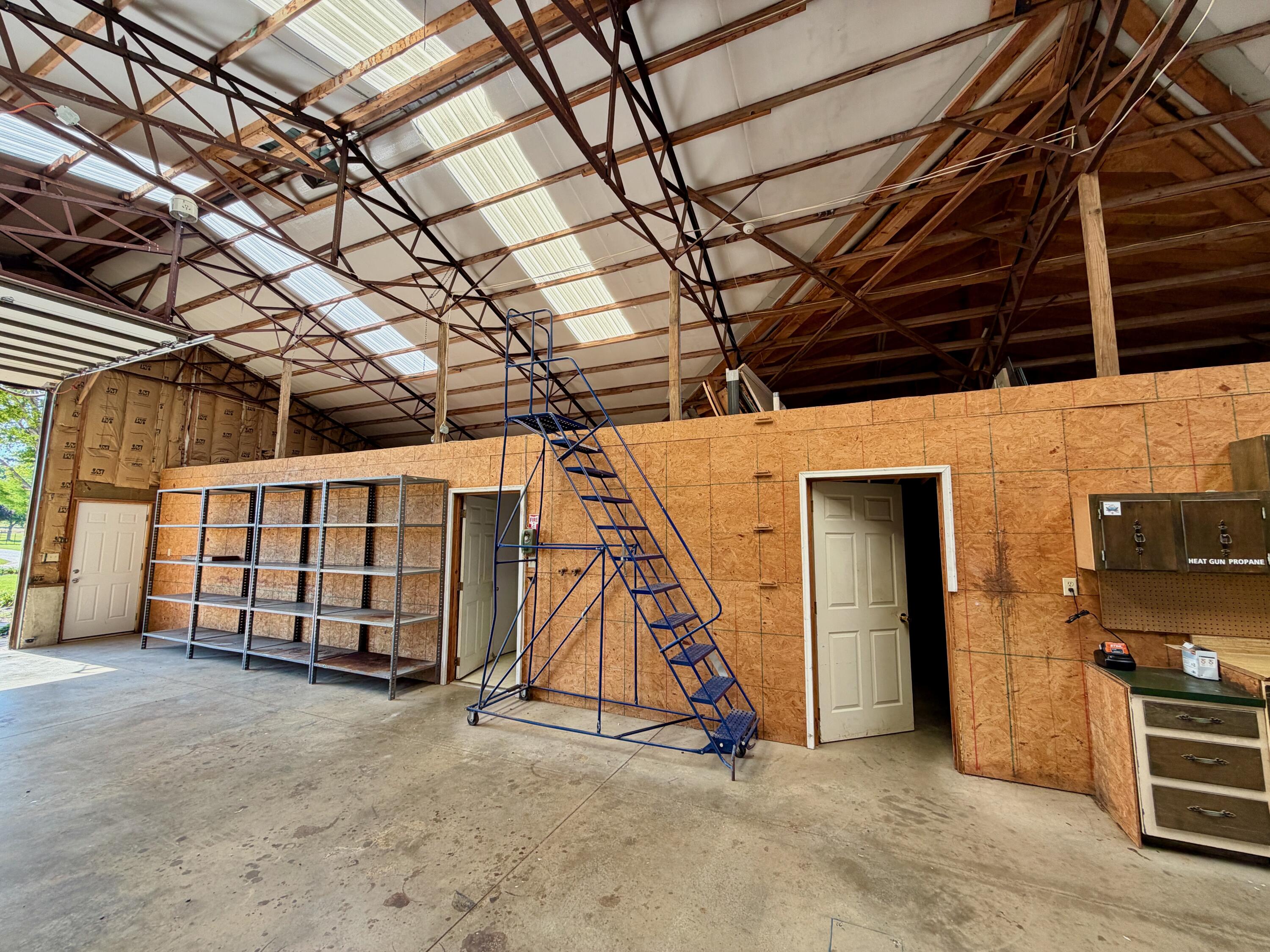 main property photo 75