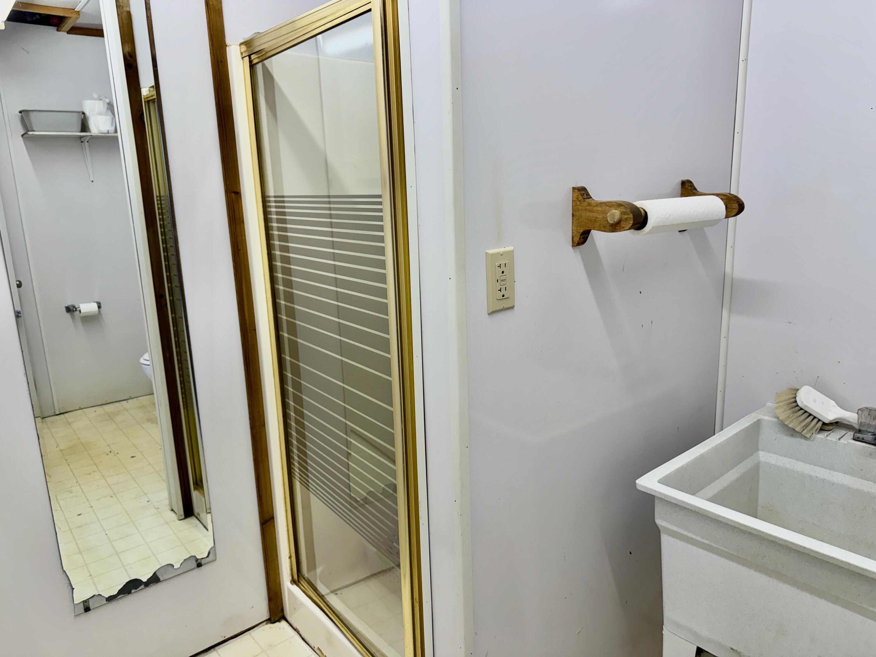 main property photo 77
