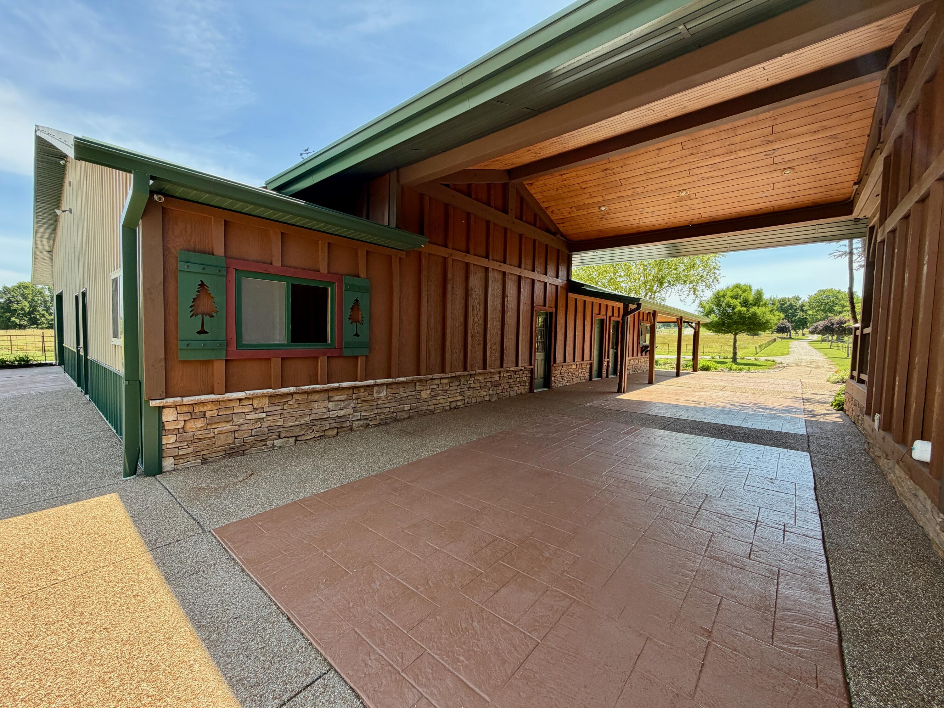 main property photo 80