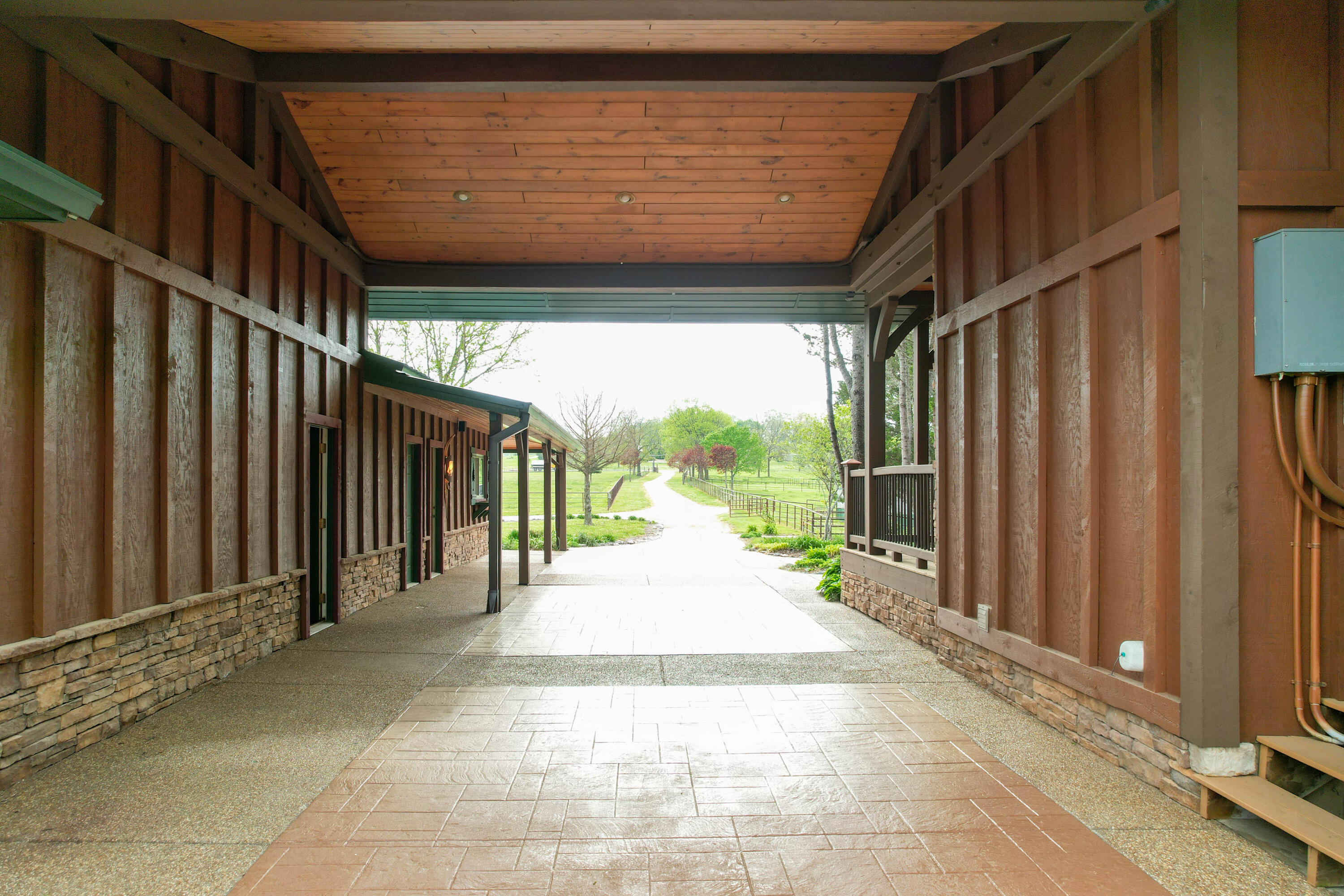 main property photo 81