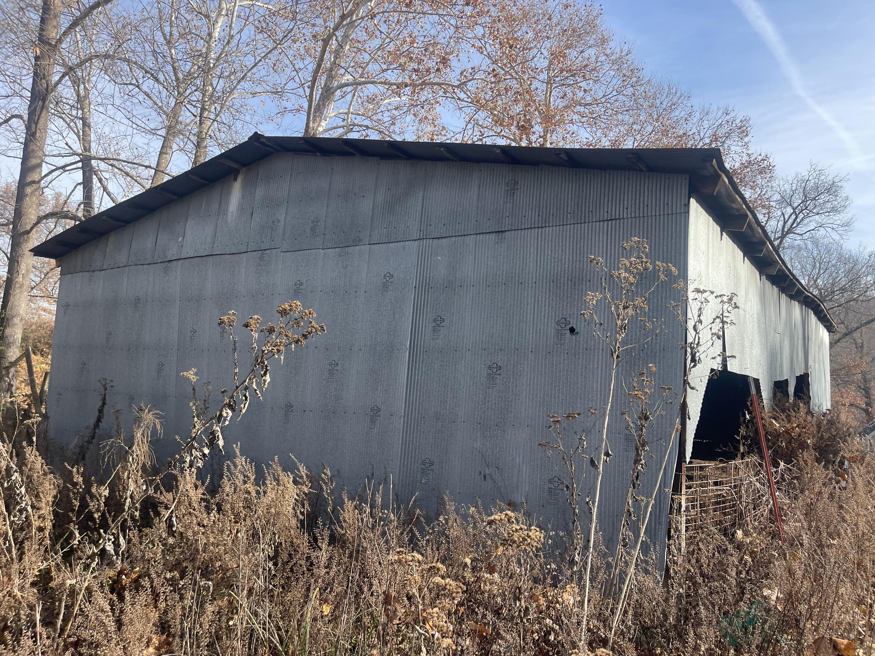 main property photo 24
