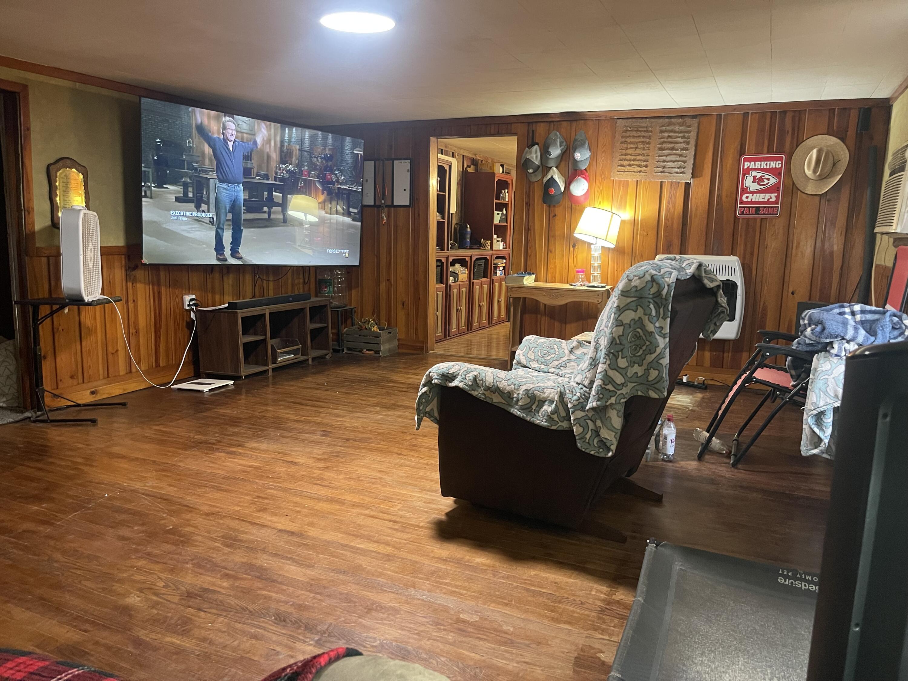 main property photo 5