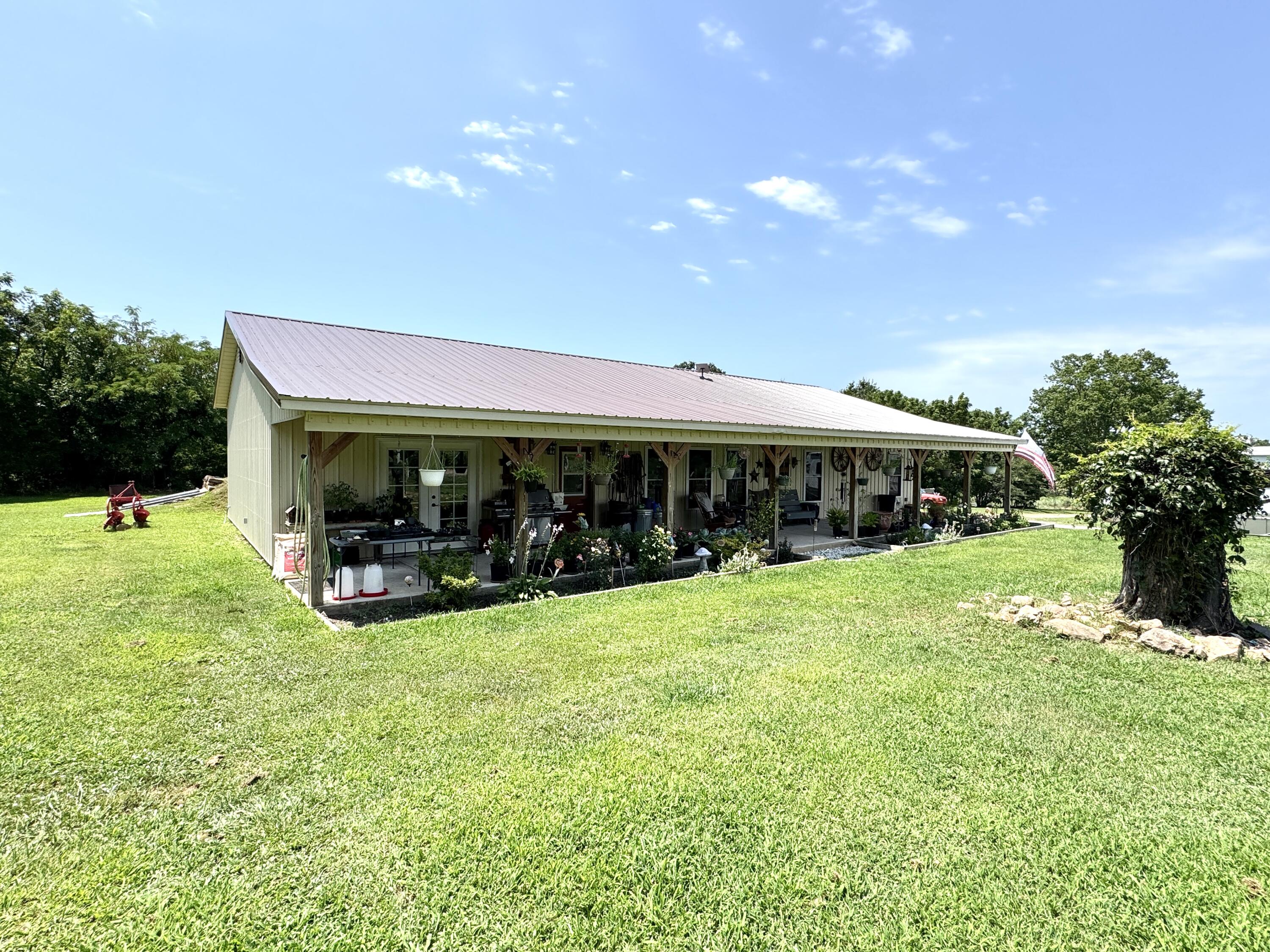 main property photo 38
