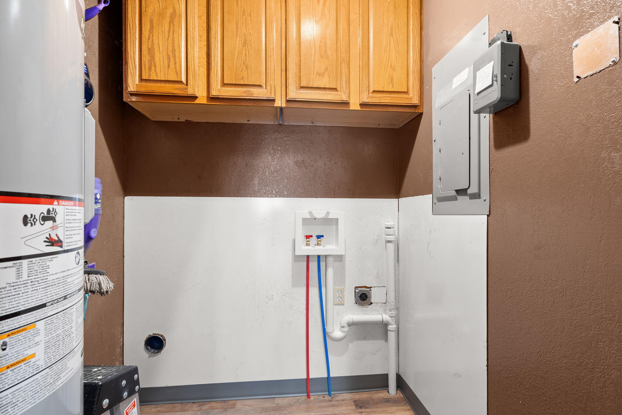 main property photo 20