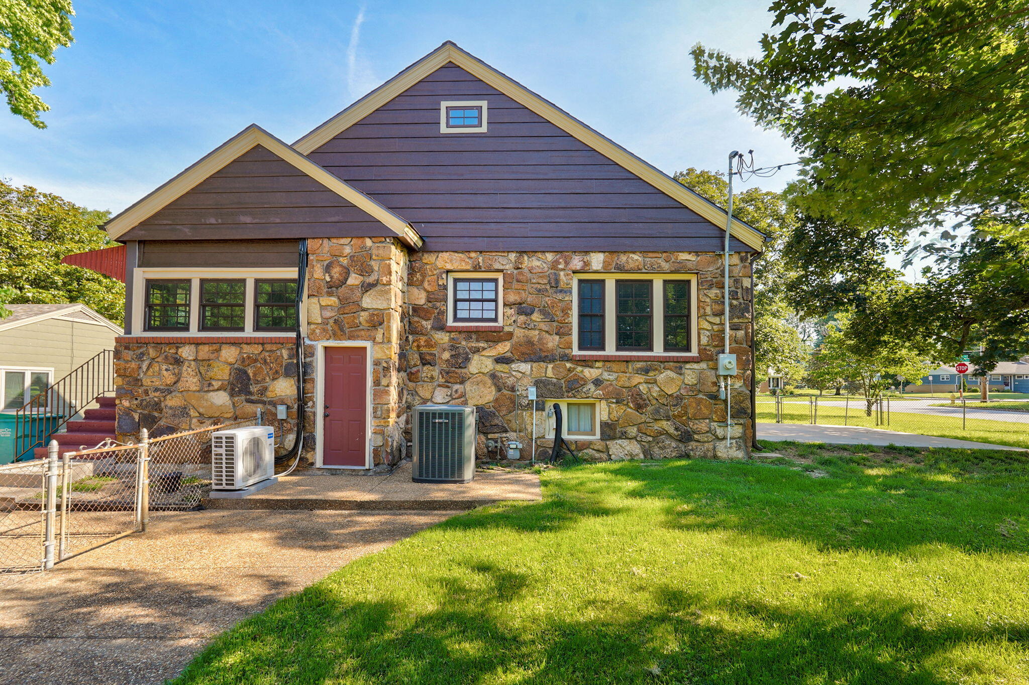 main property photo 46