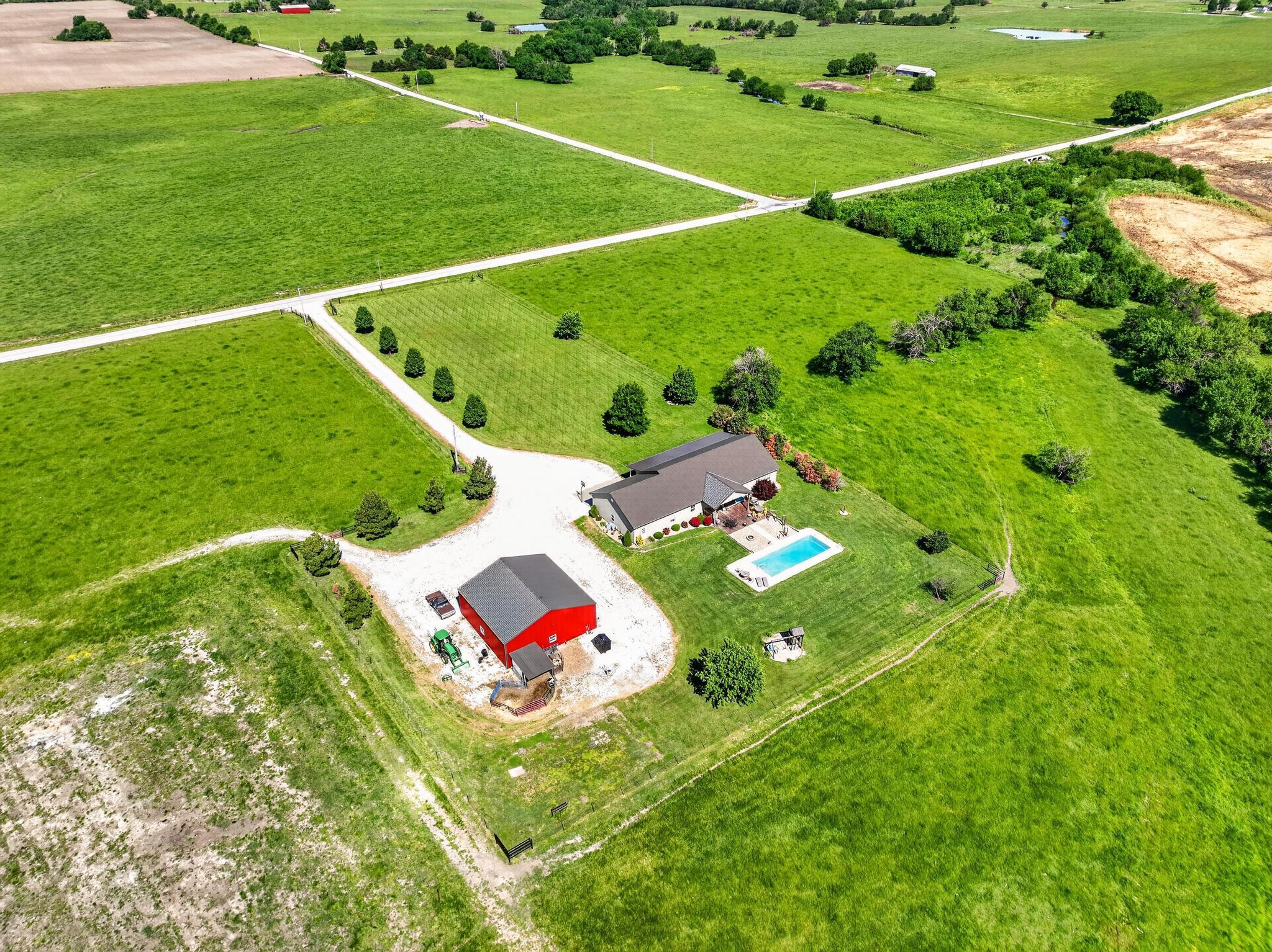 main property photo 80