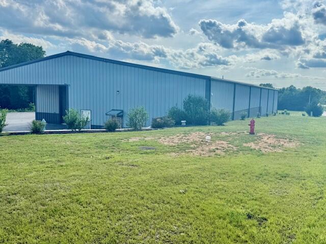 main property photo 28
