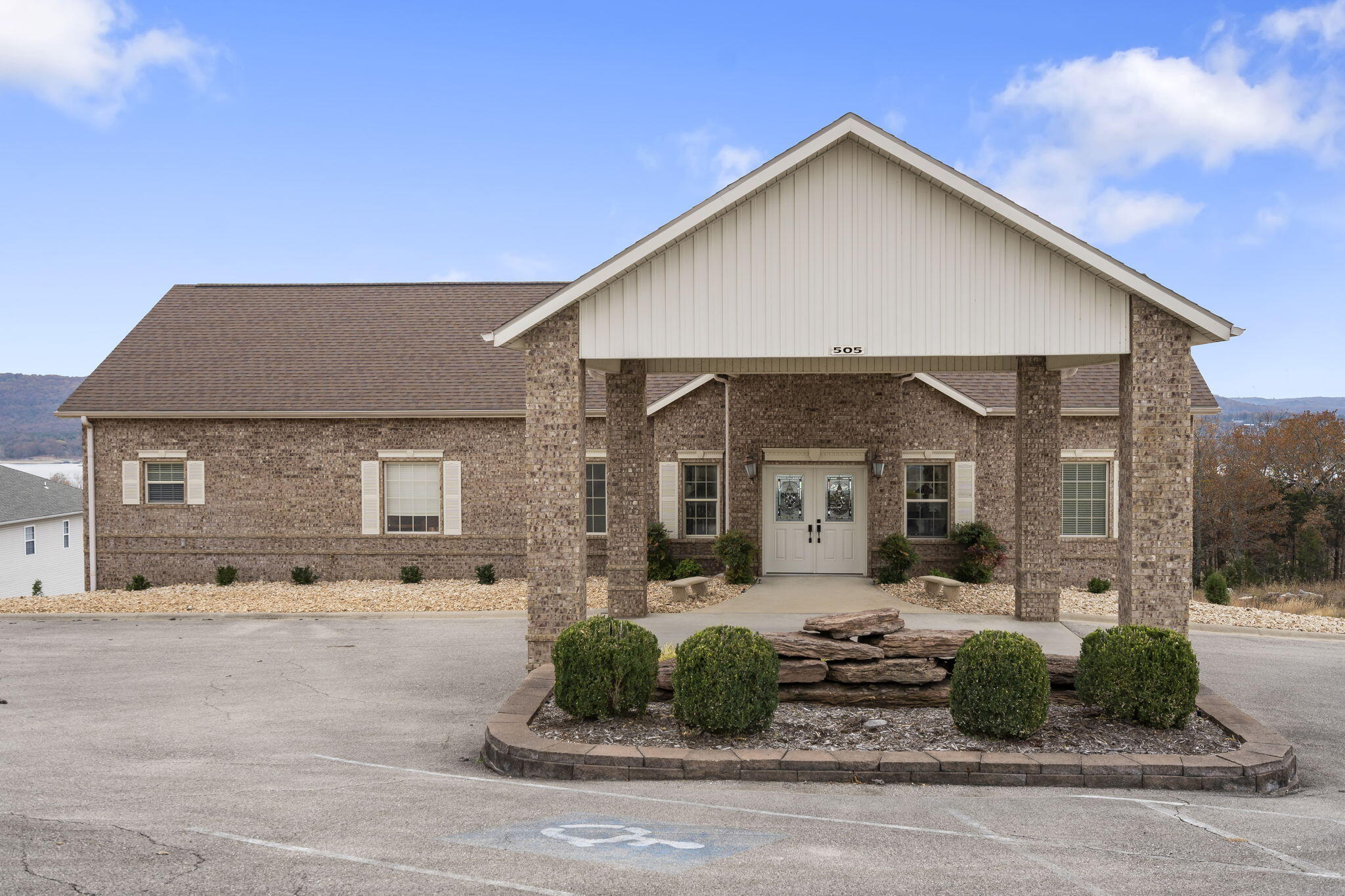 main property photo 34