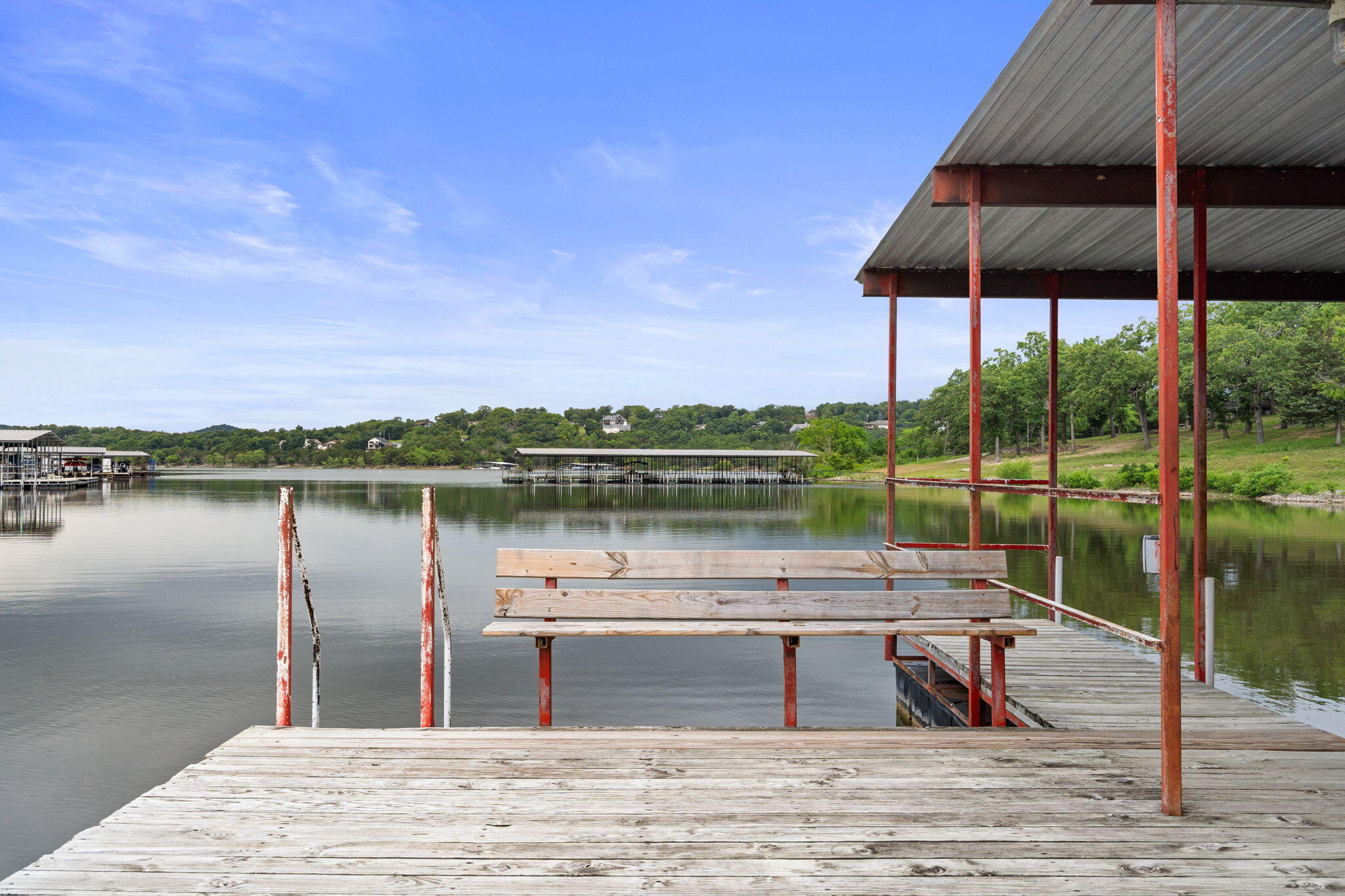 main property photo 28