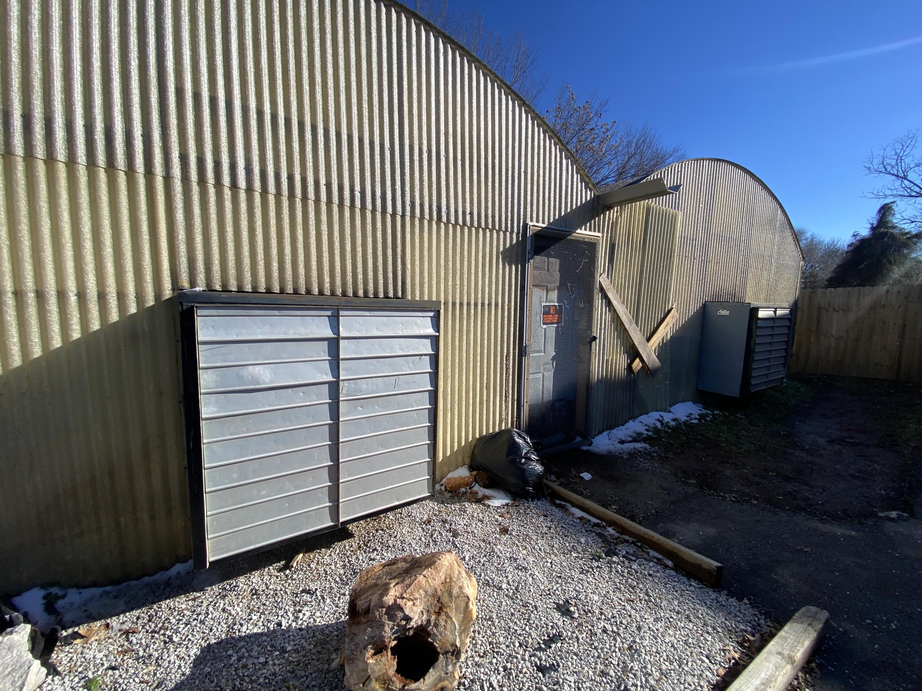 main property photo 27