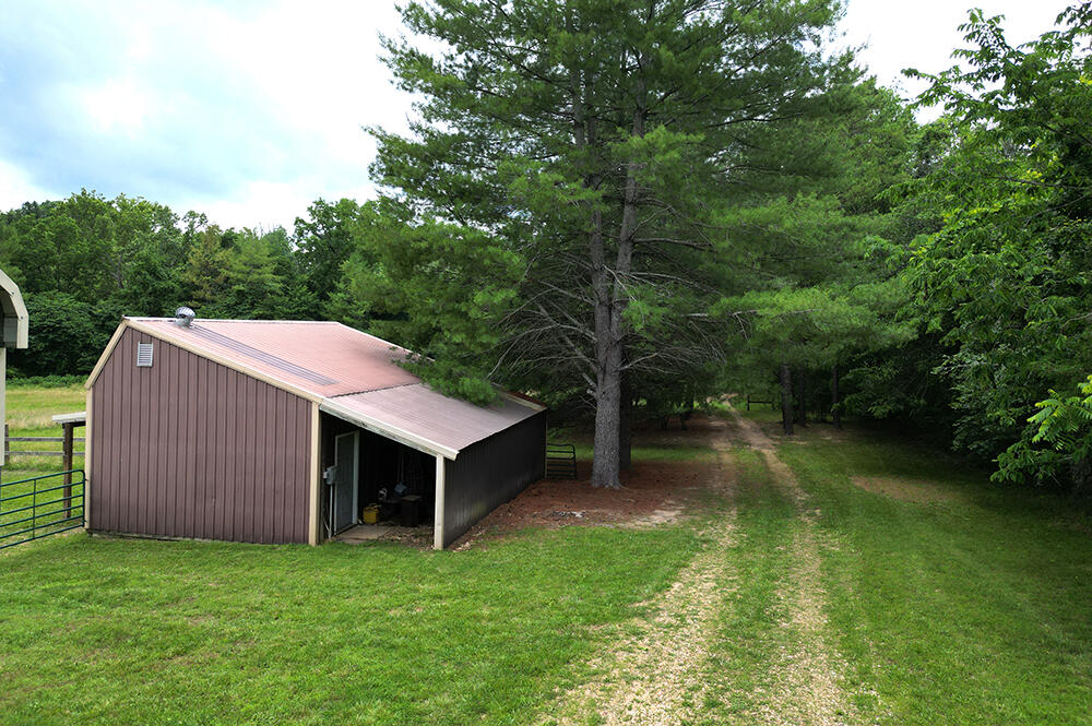 main property photo 12