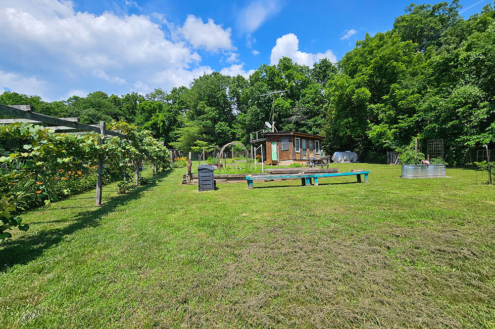 main property photo 59