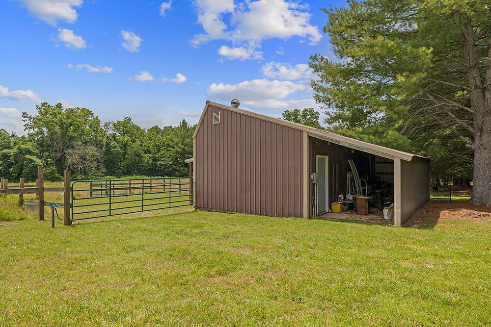 main property photo 62