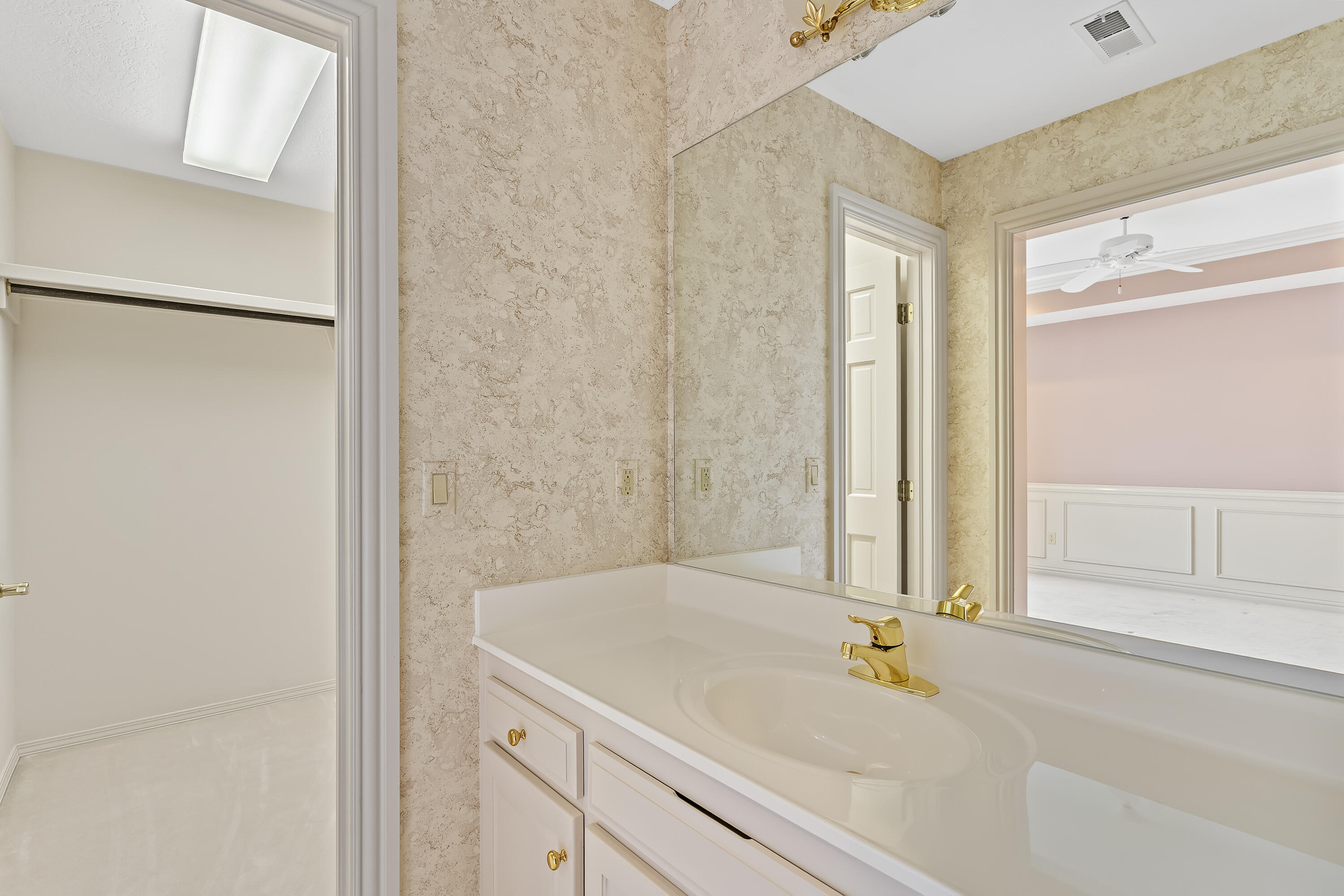 main property photo 61