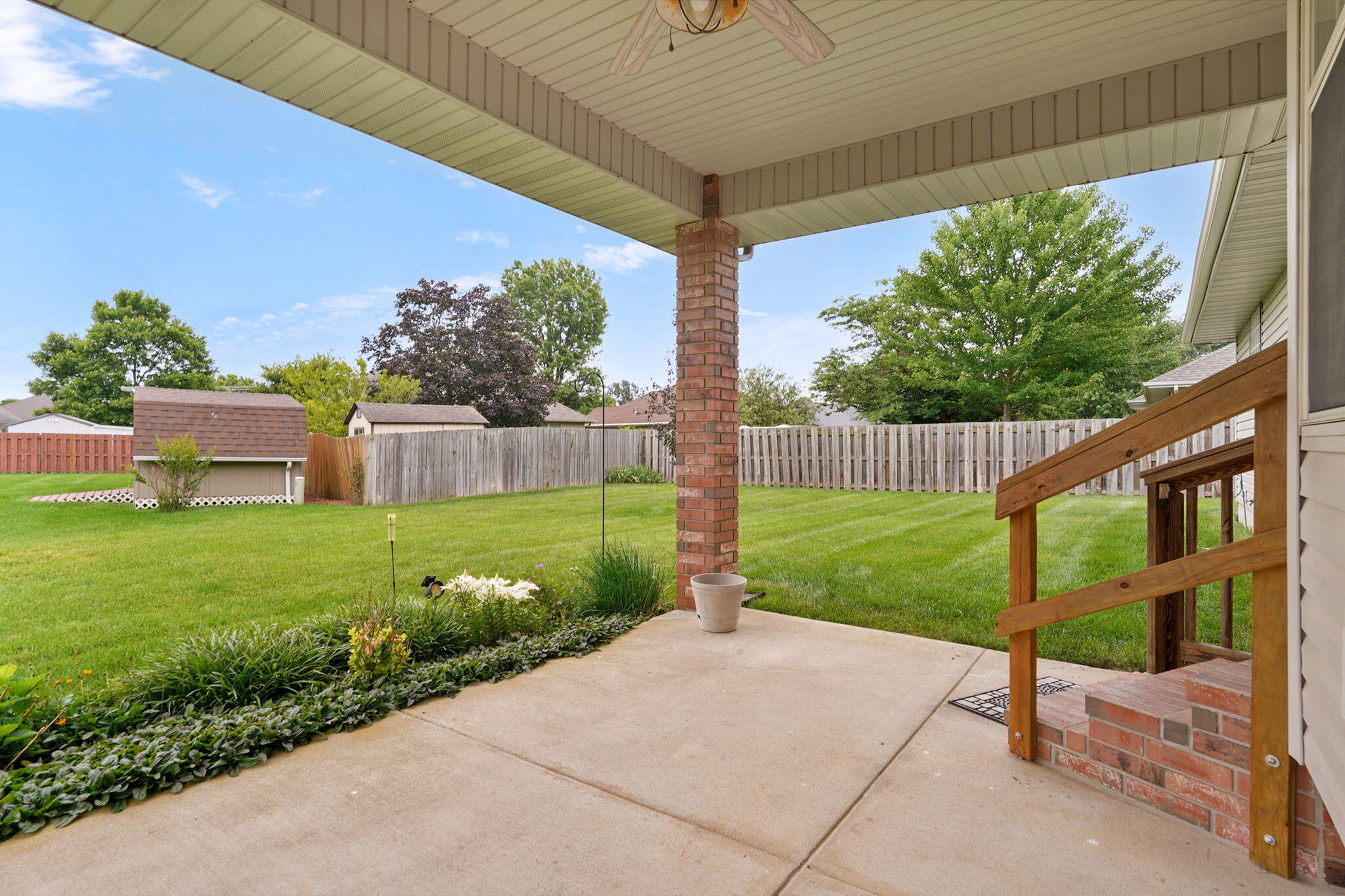 main property photo 27