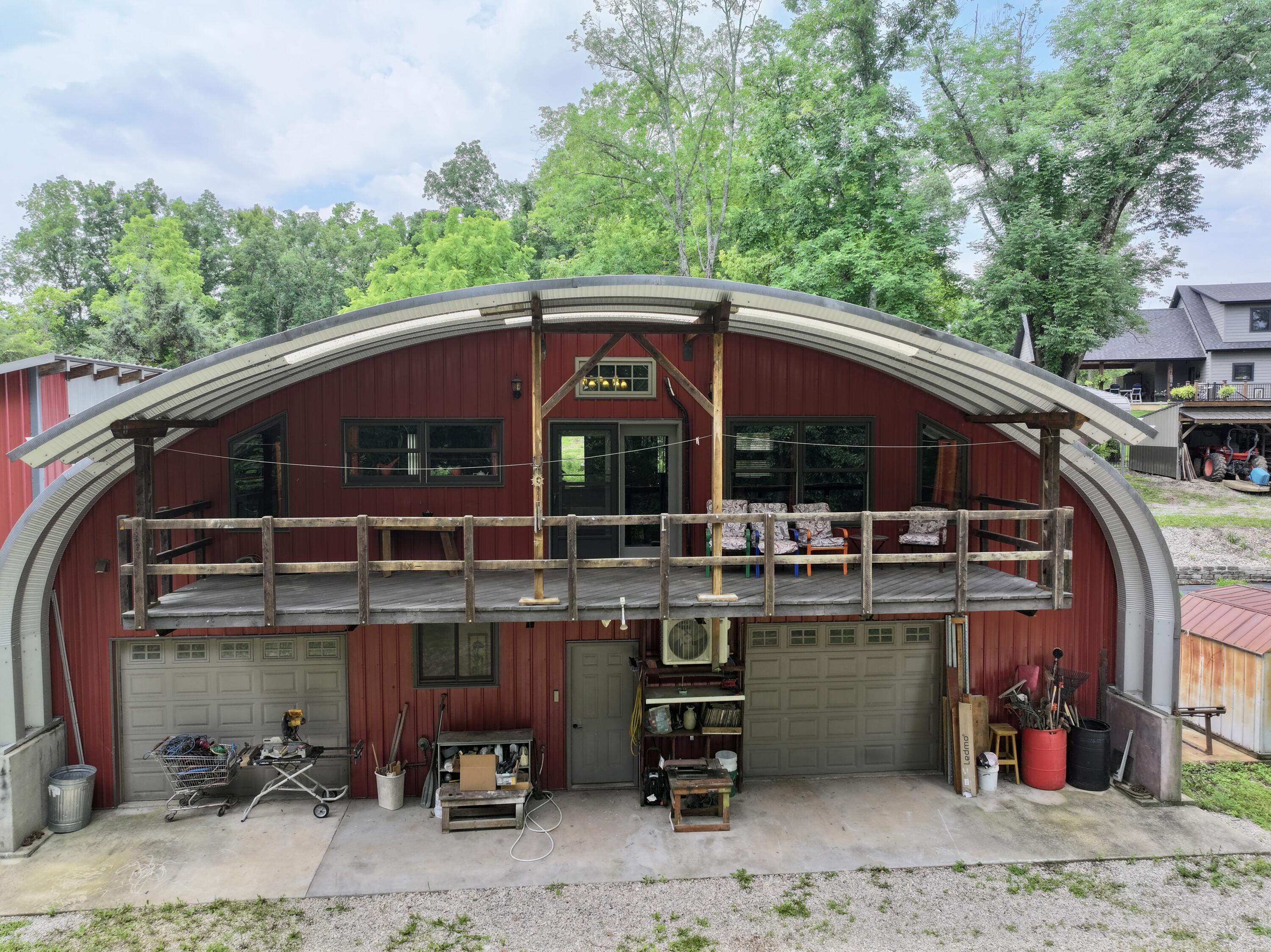 main property photo 11
