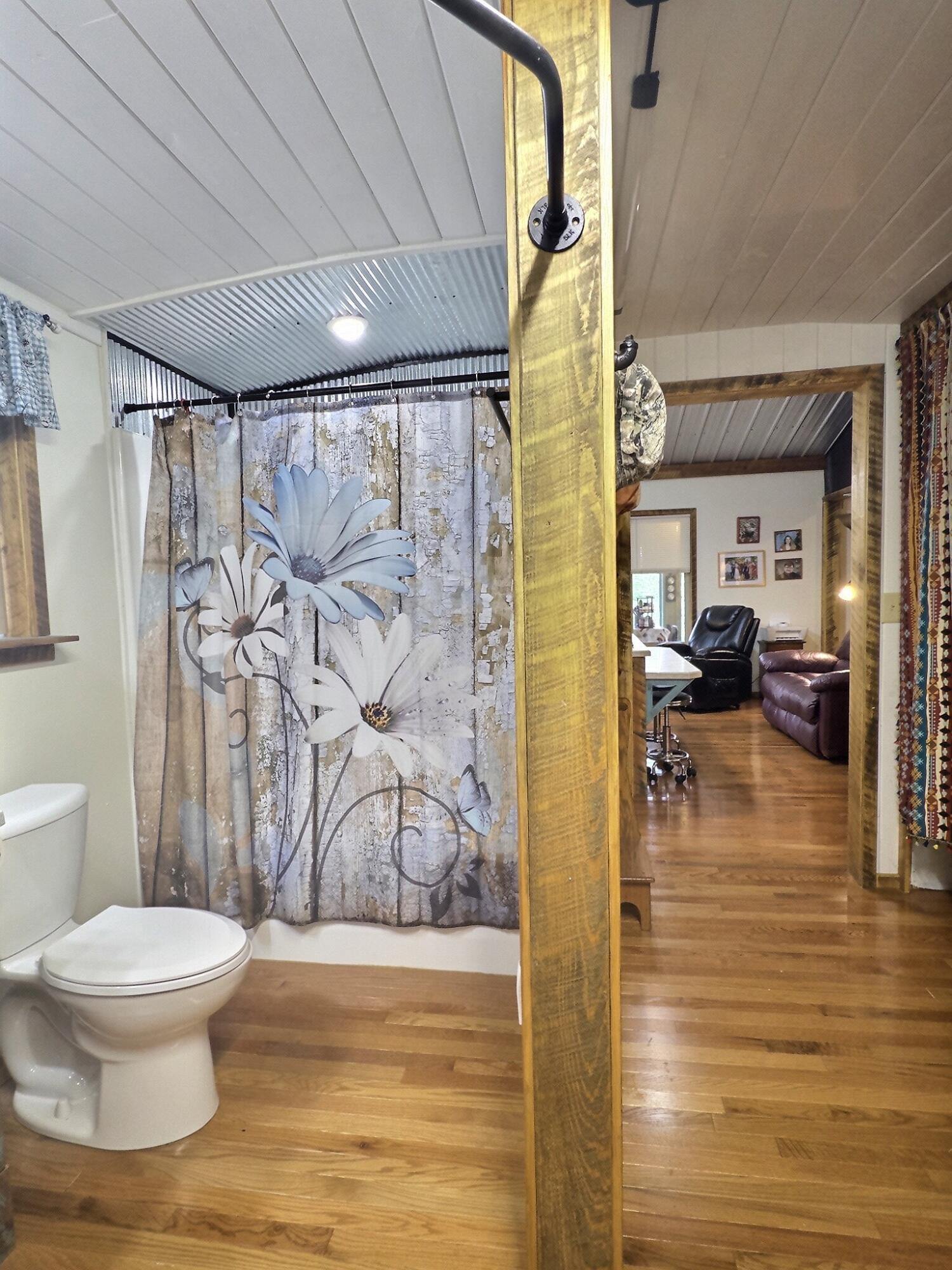 main property photo 36