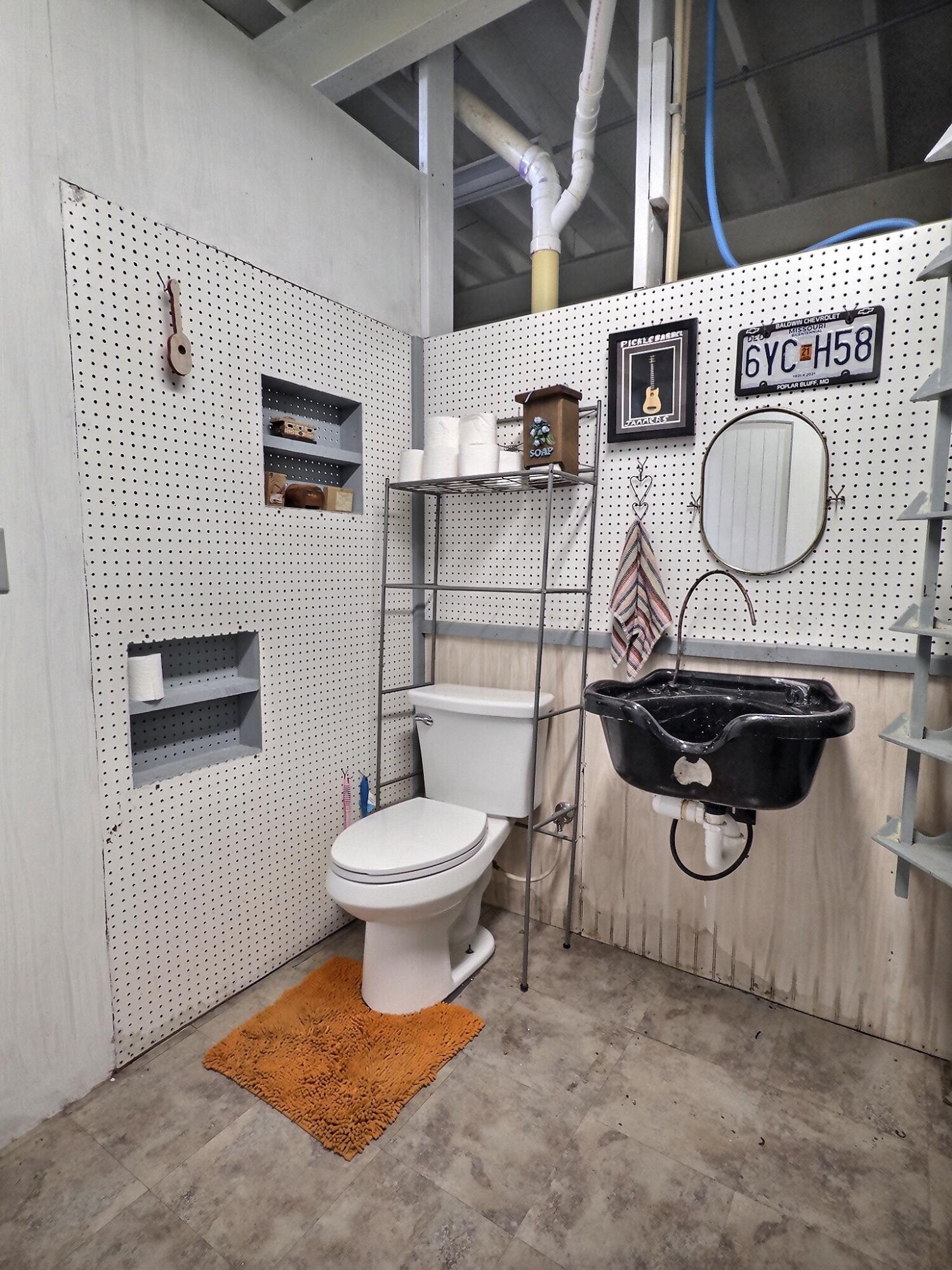 main property photo 54