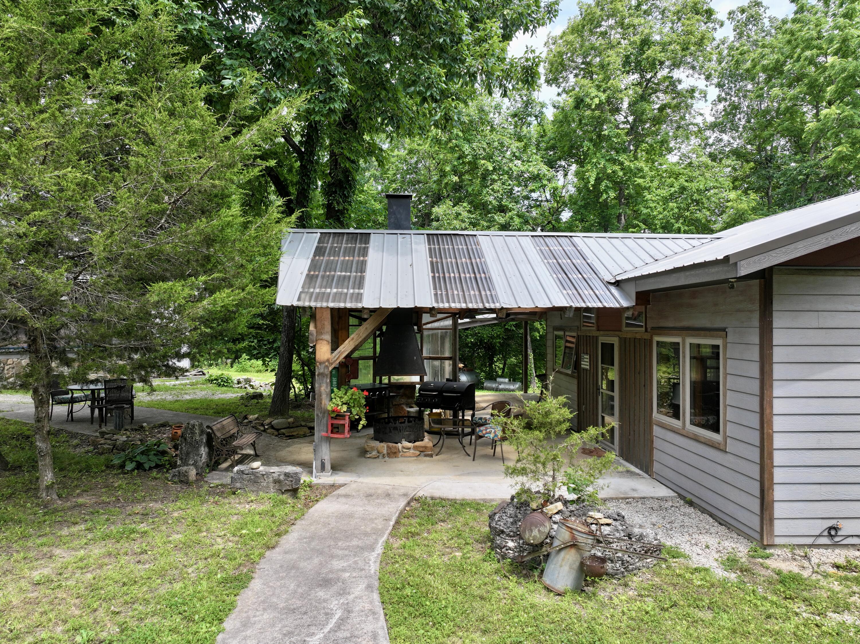 main property photo 59