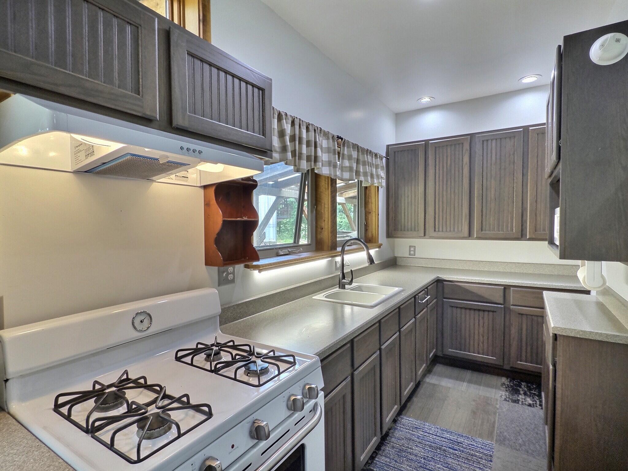 main property photo 60