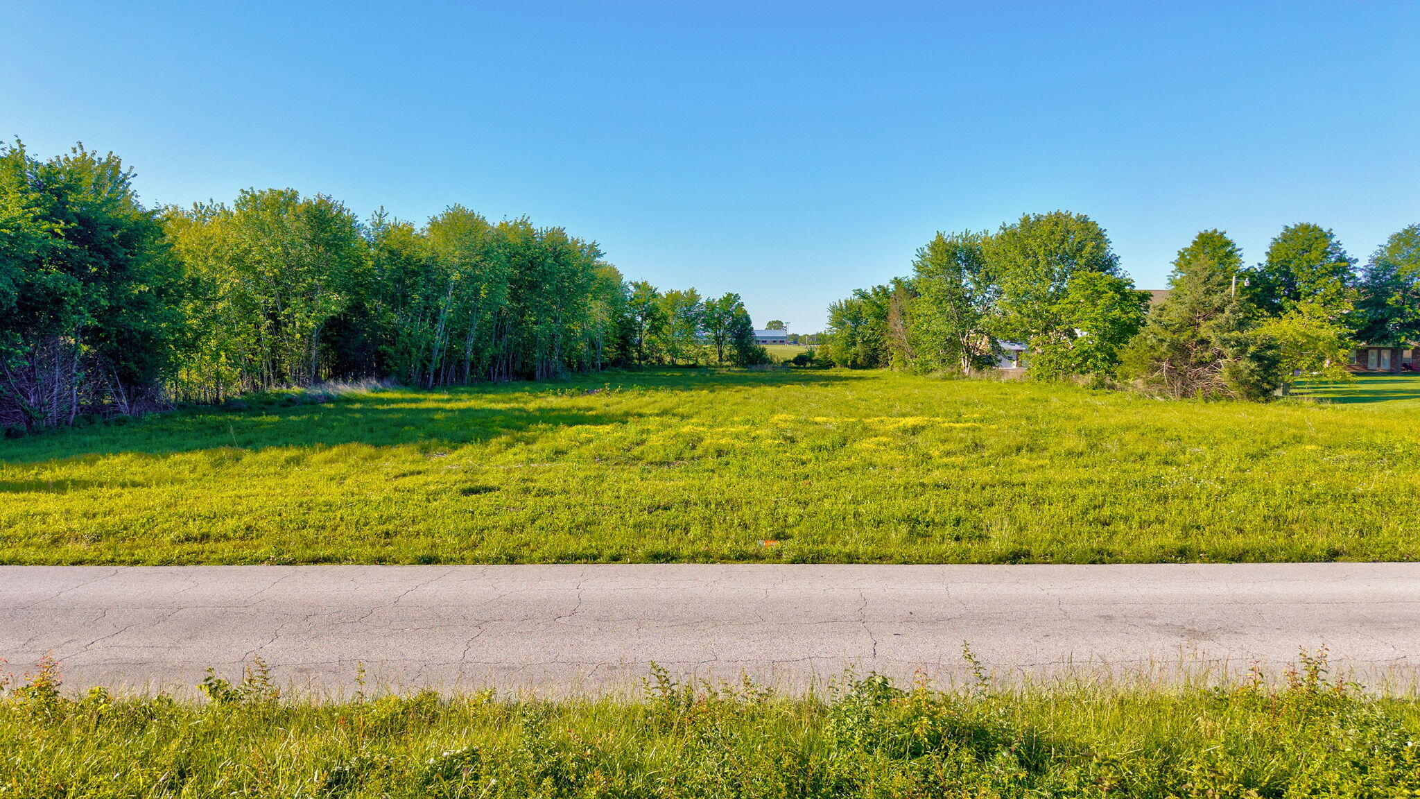 main property photo 15