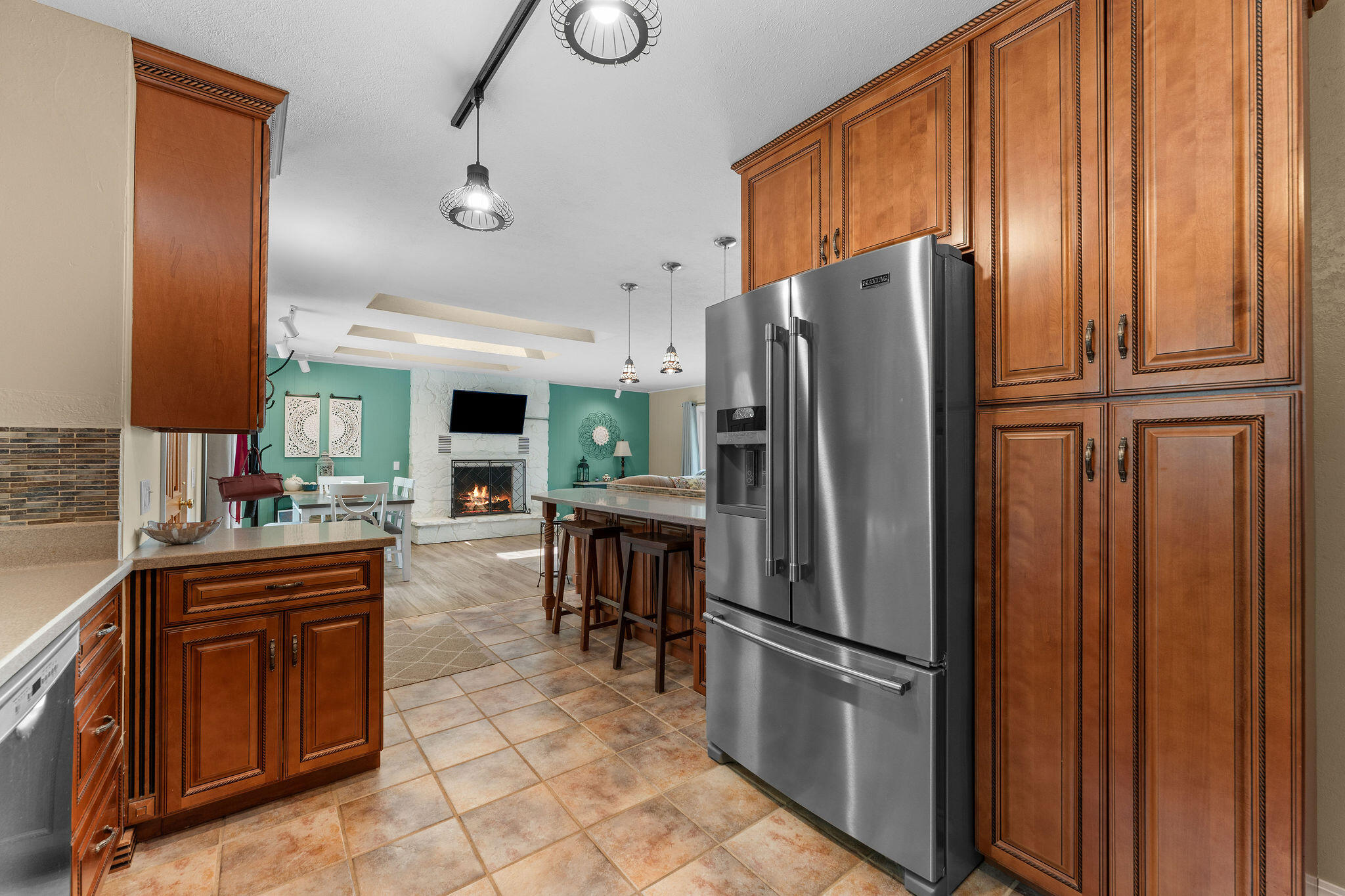 main property photo 14