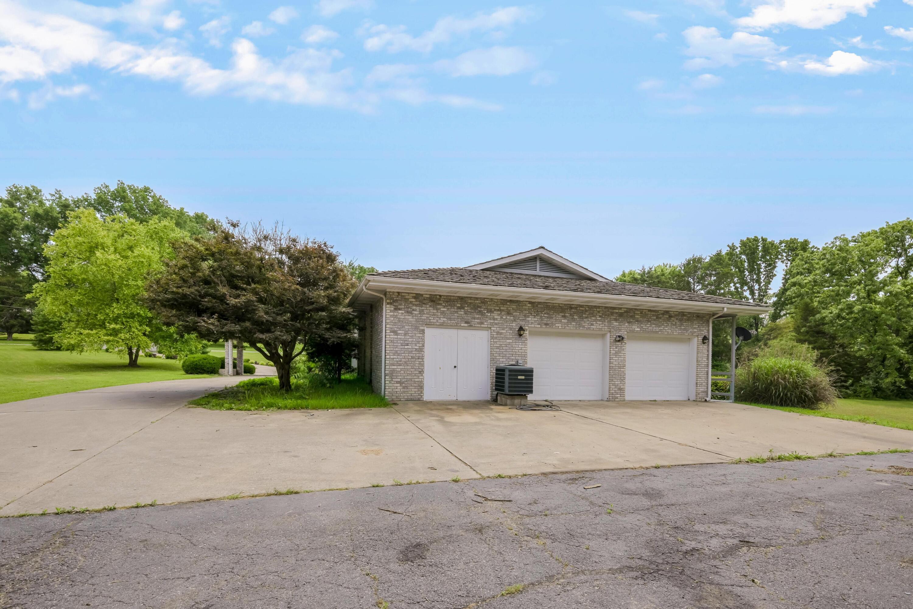 main property photo 61