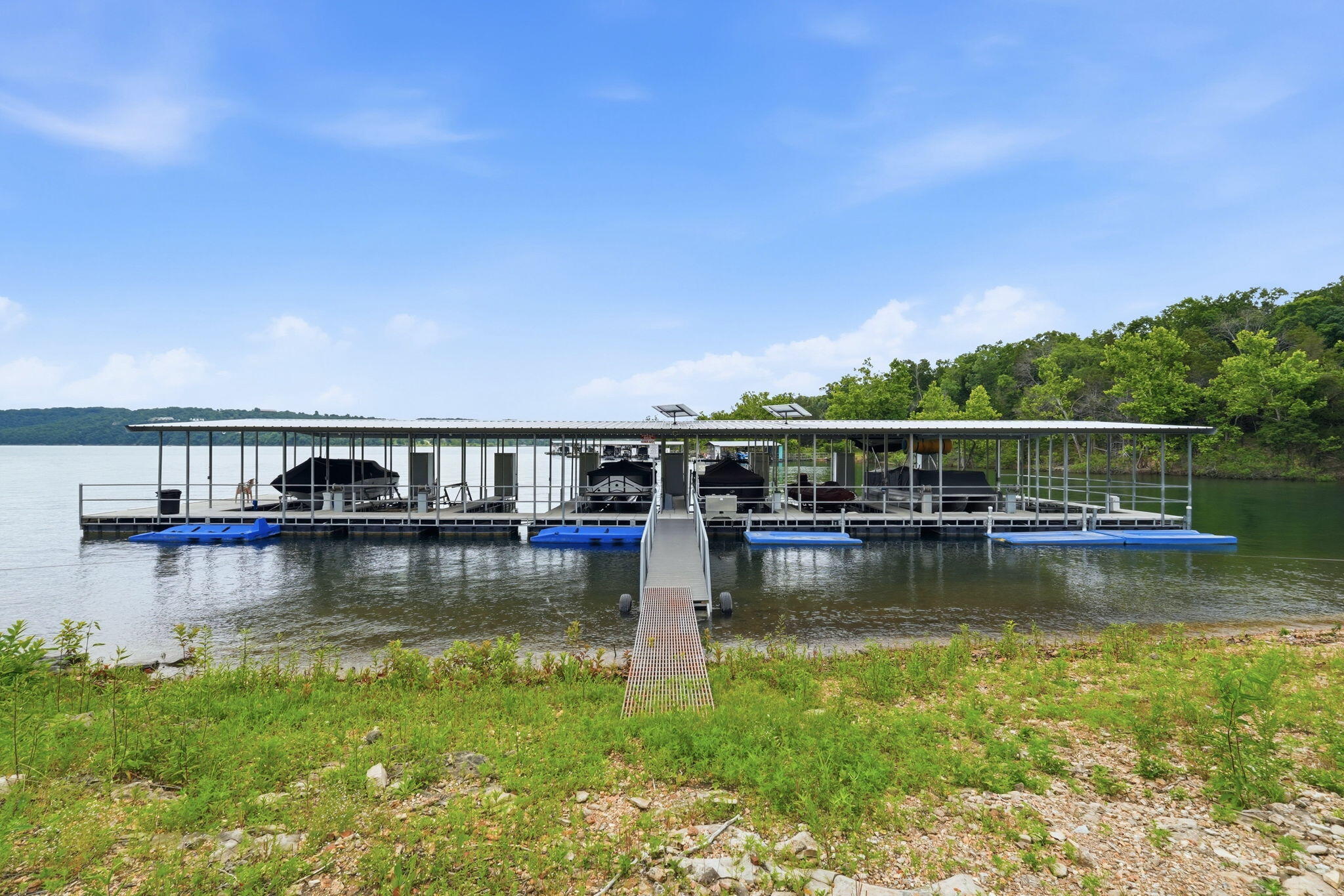 main property photo 43