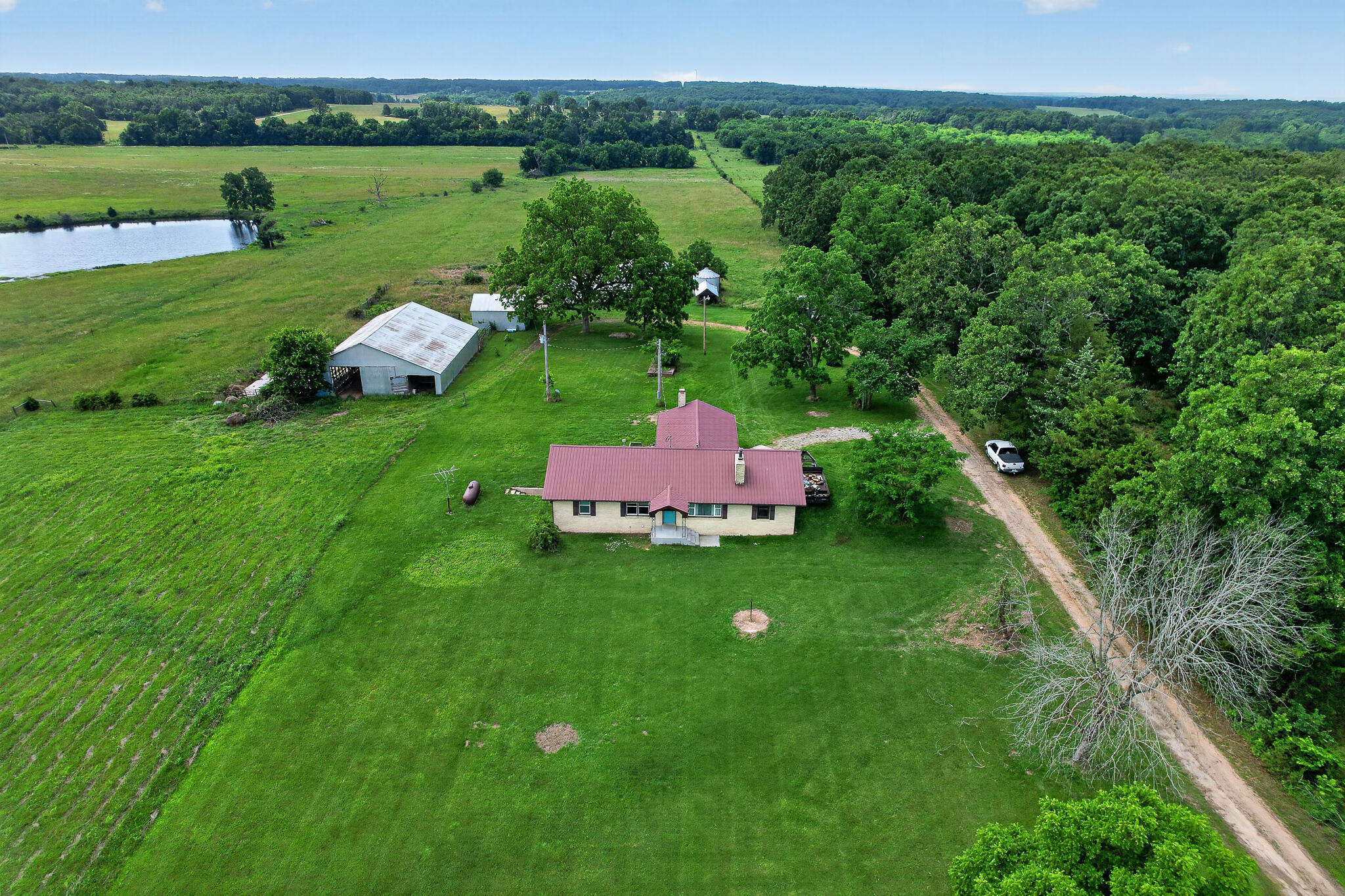 main property photo 35