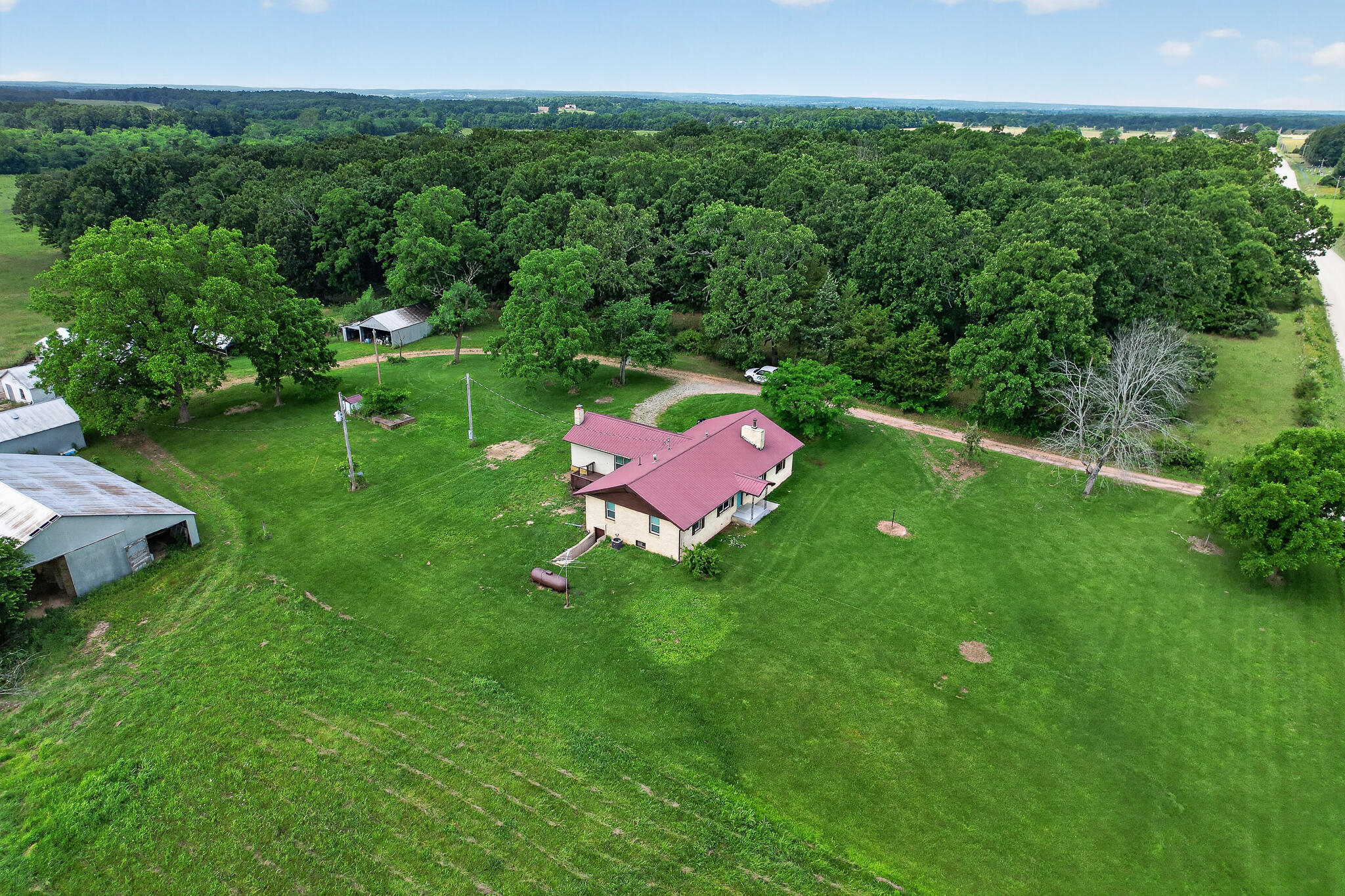 main property photo 36