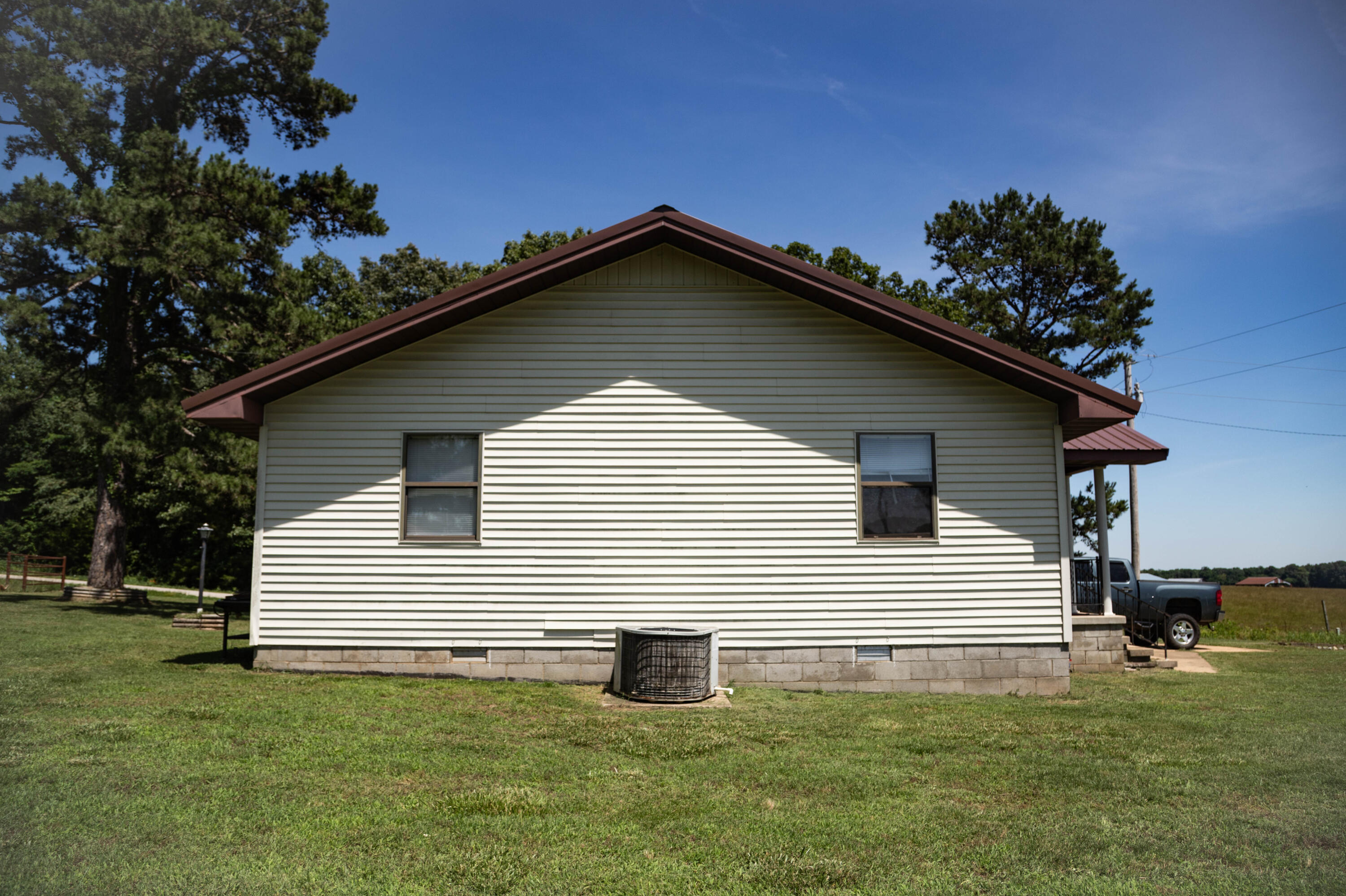 main property photo 138