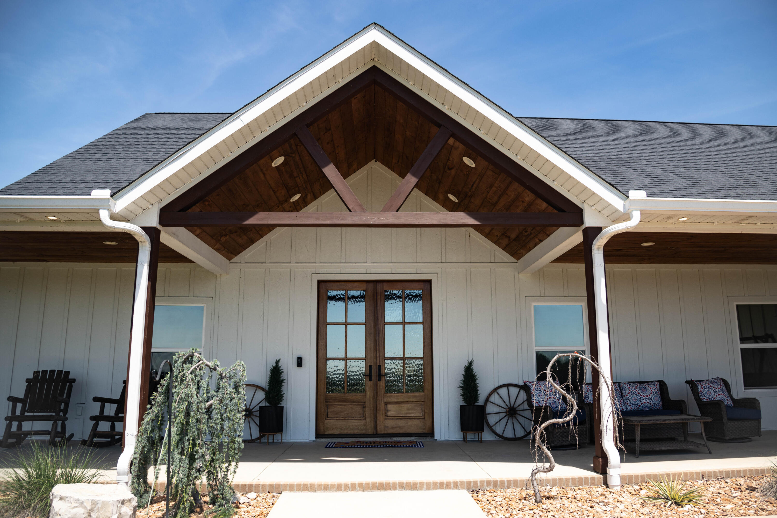 main property photo 124