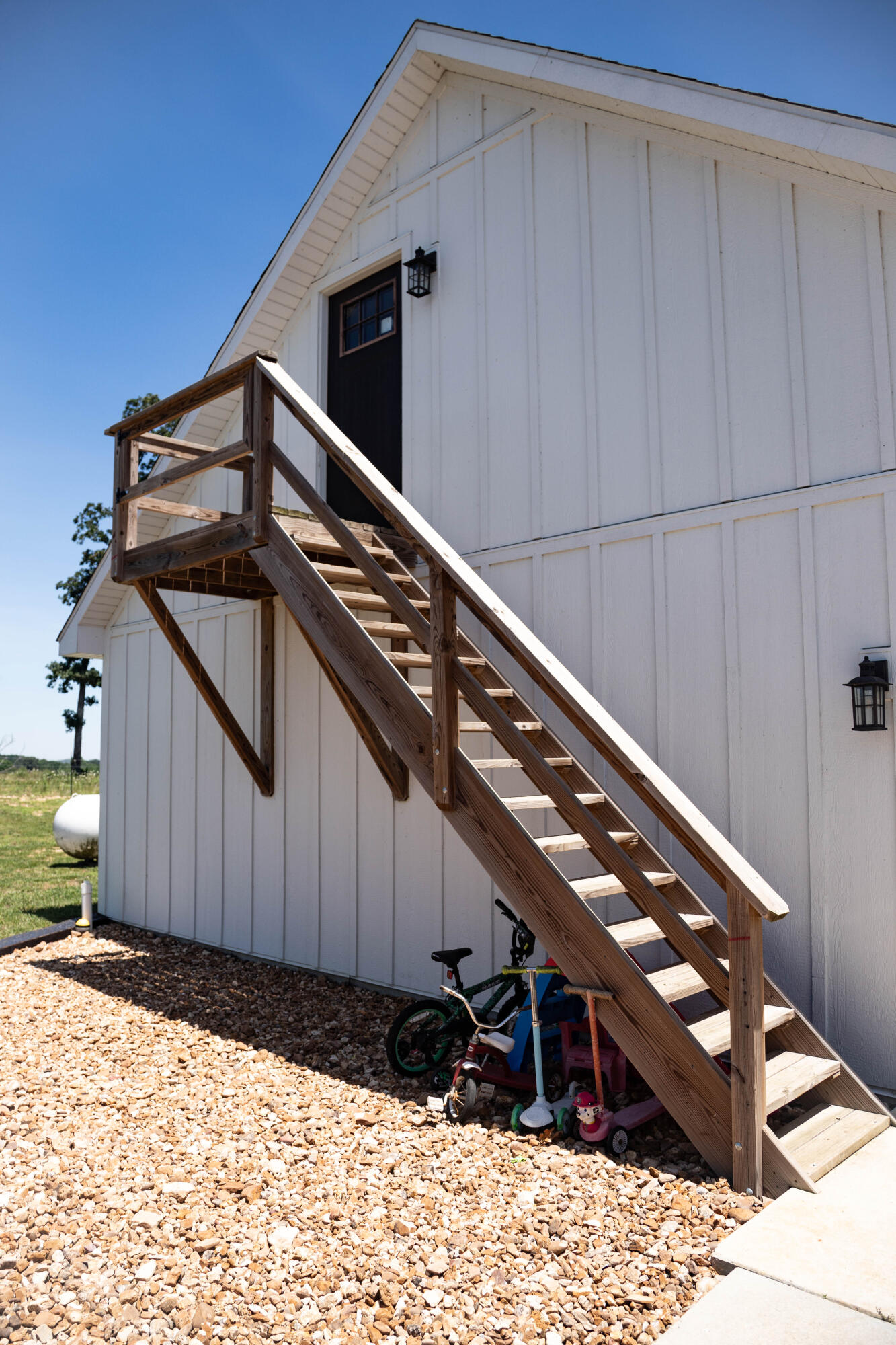main property photo 126