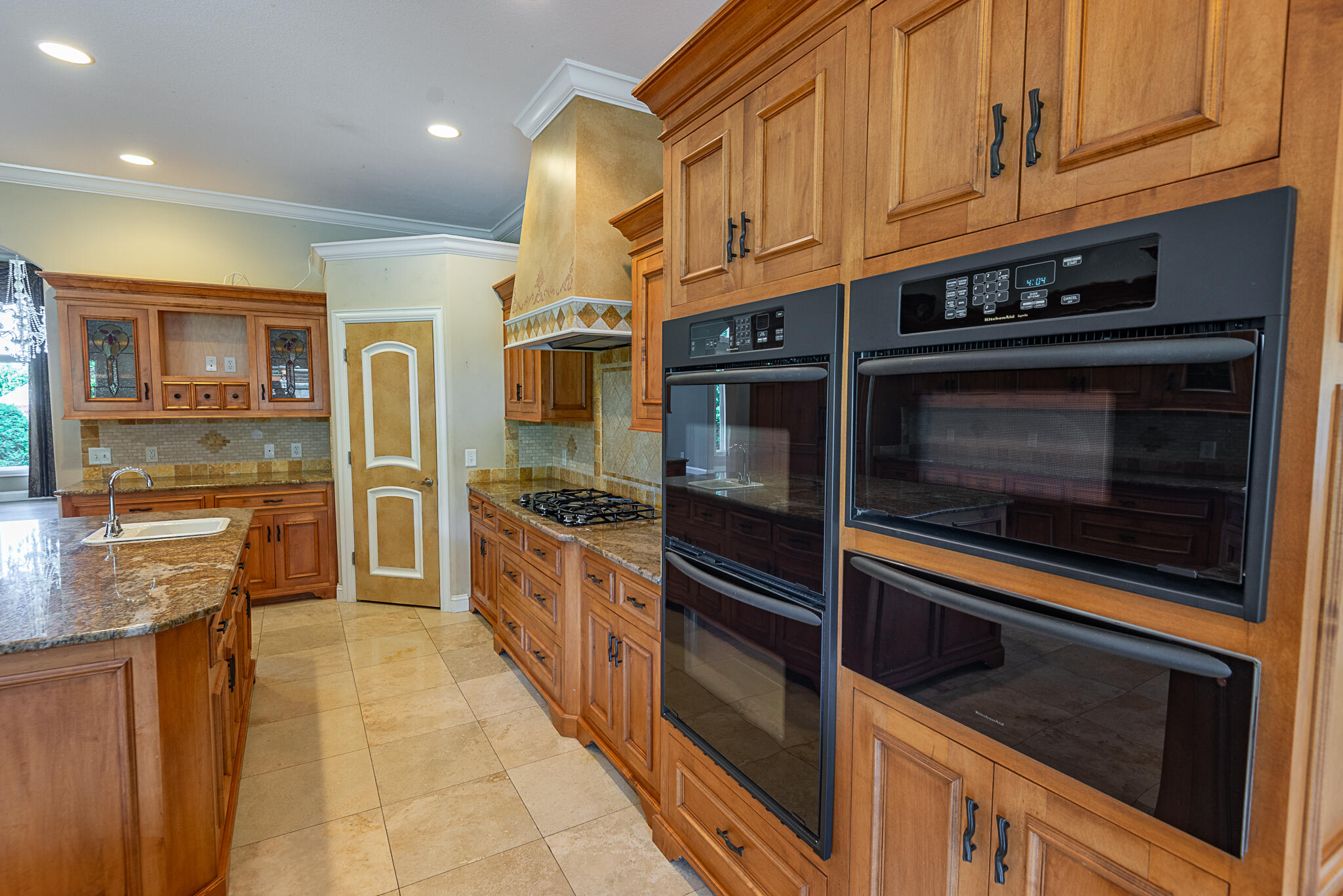 main property photo 19
