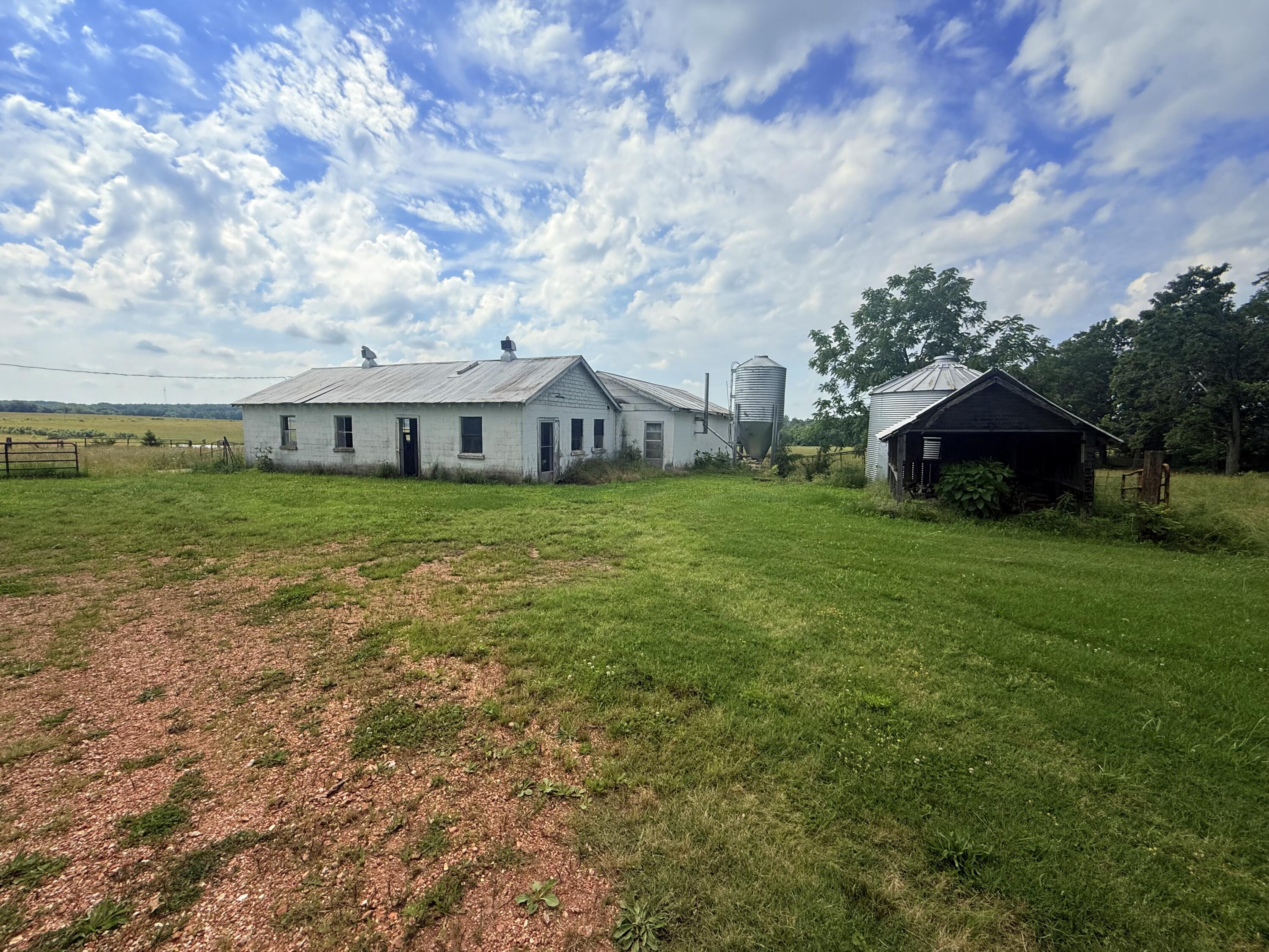 main property photo 21