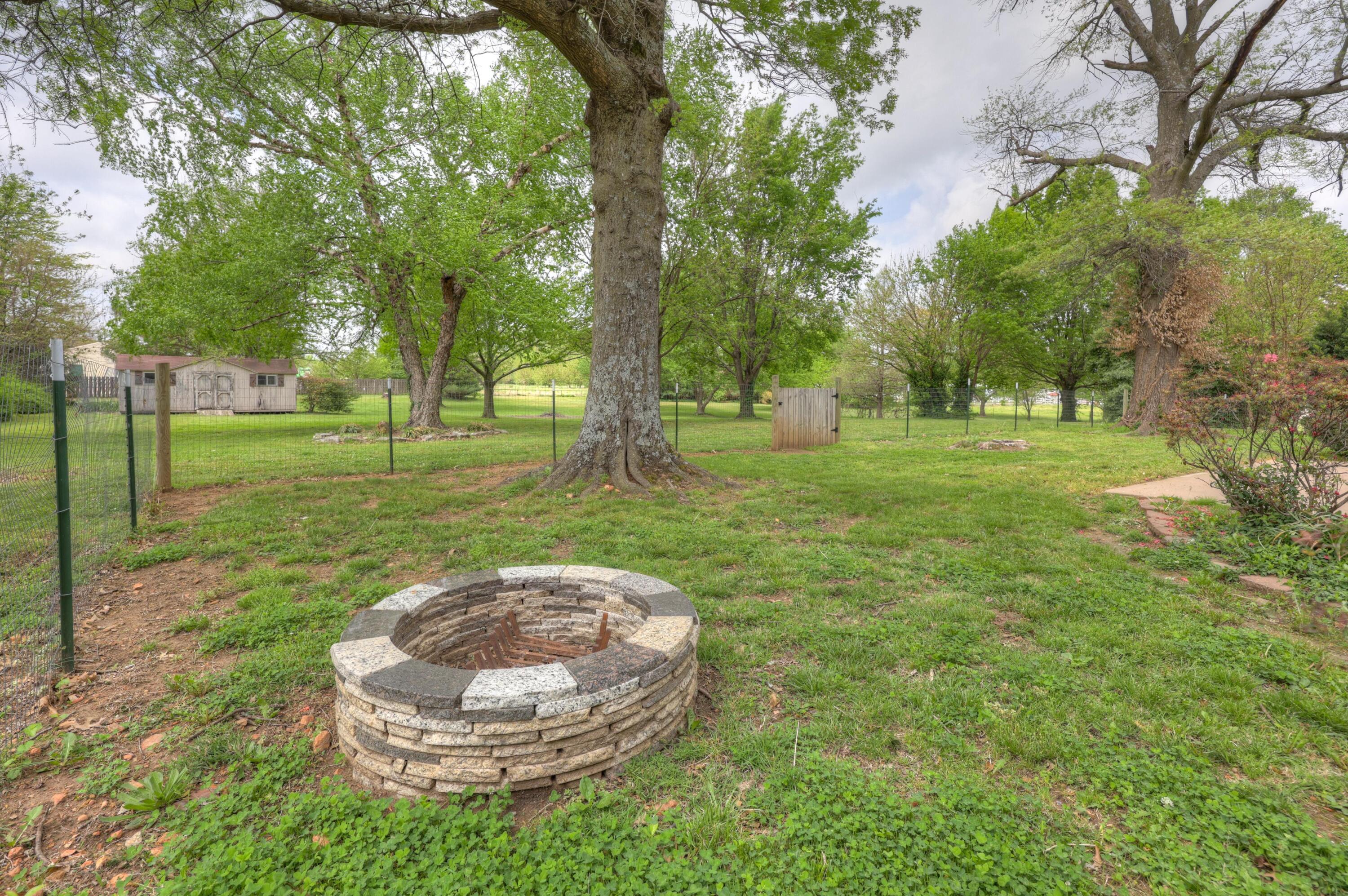 main property photo 10