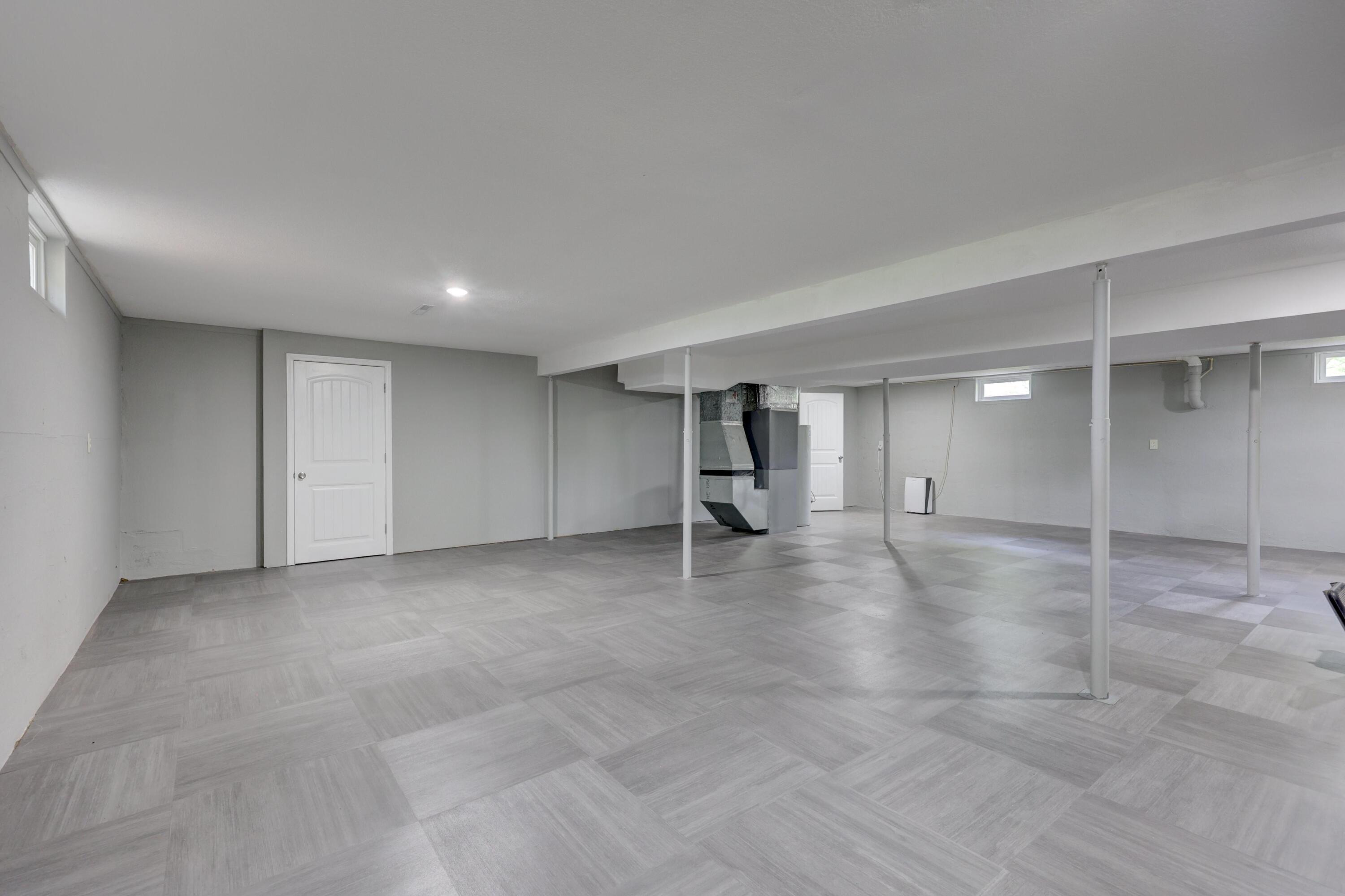 main property photo 76