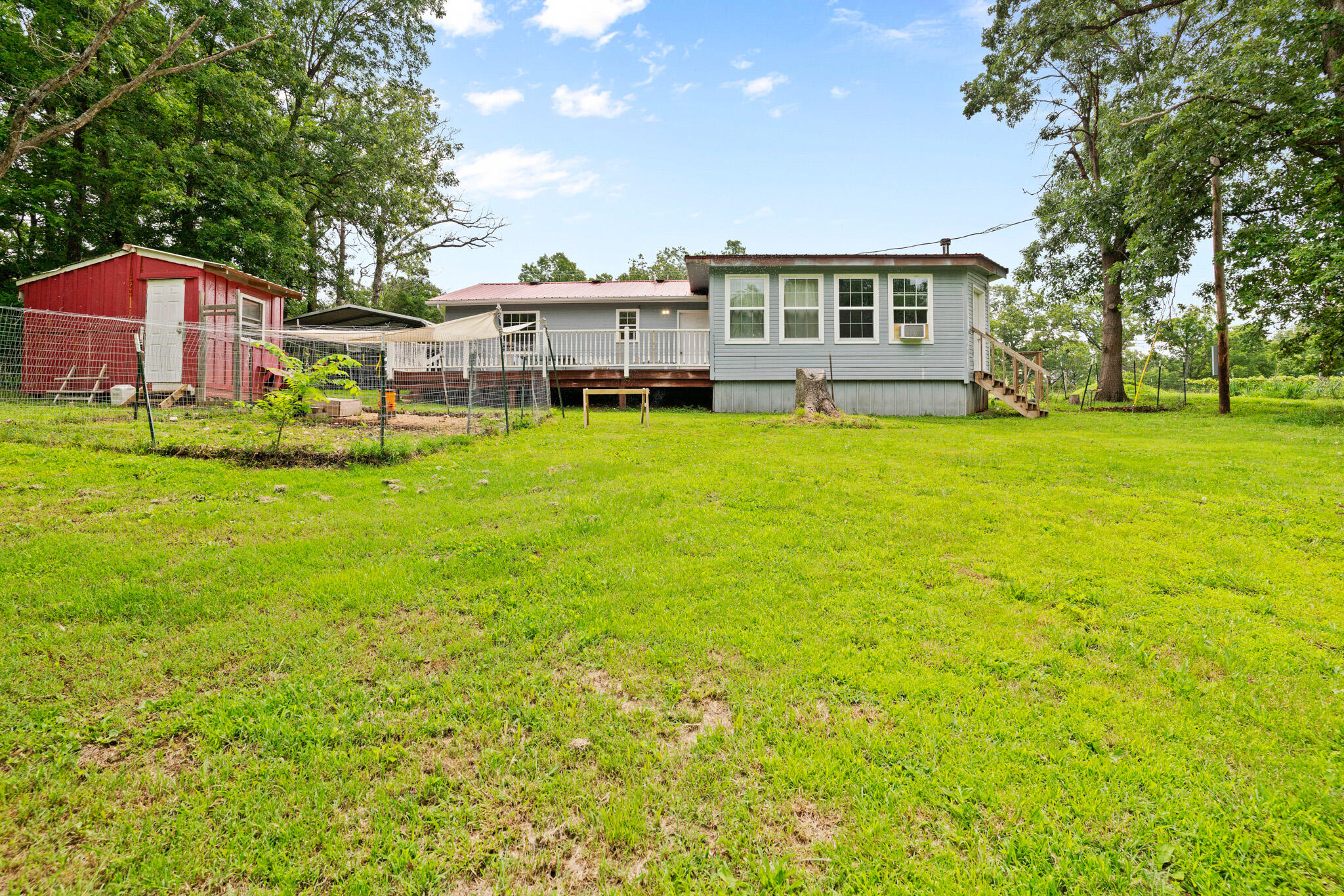 main property photo 29