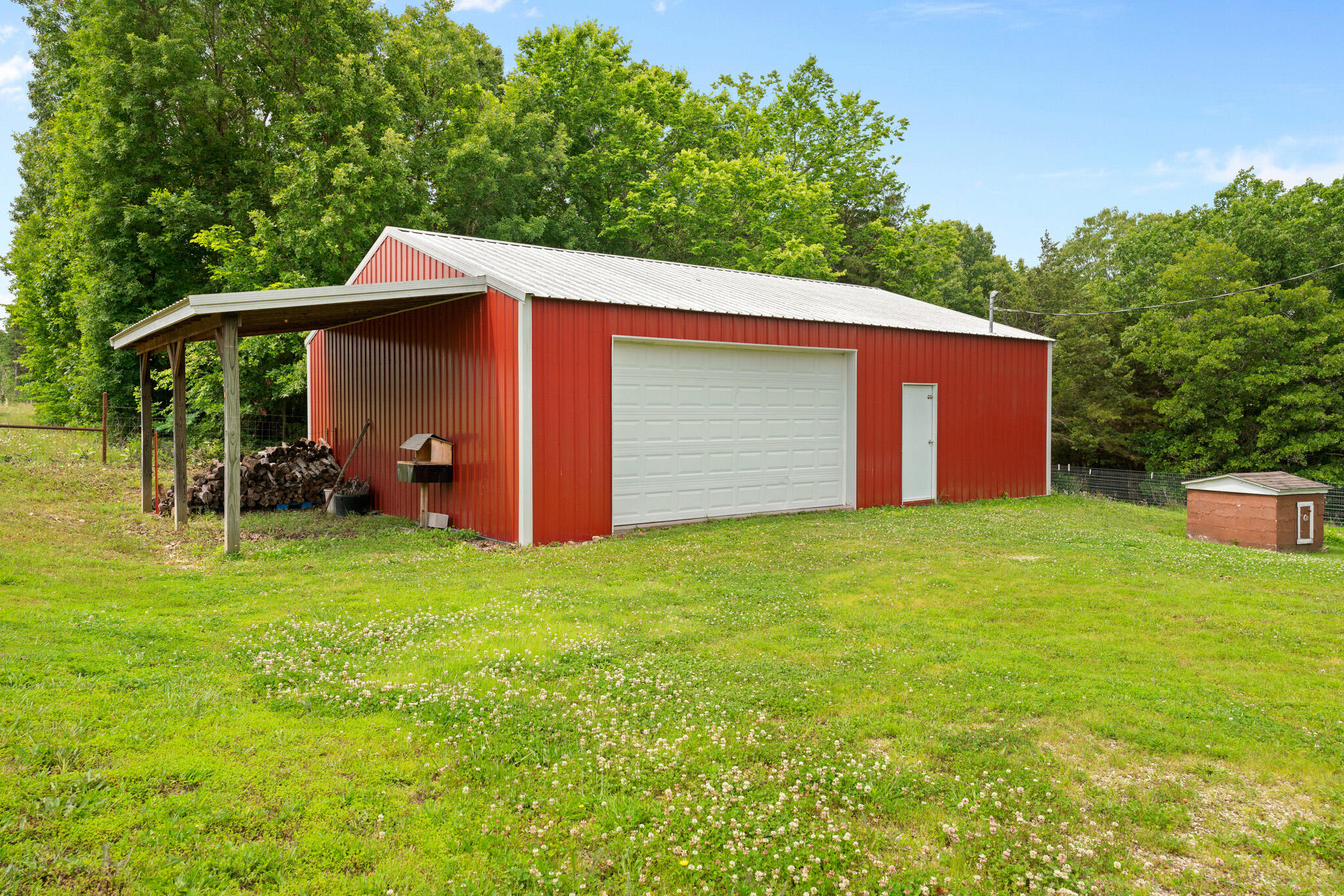 main property photo 37