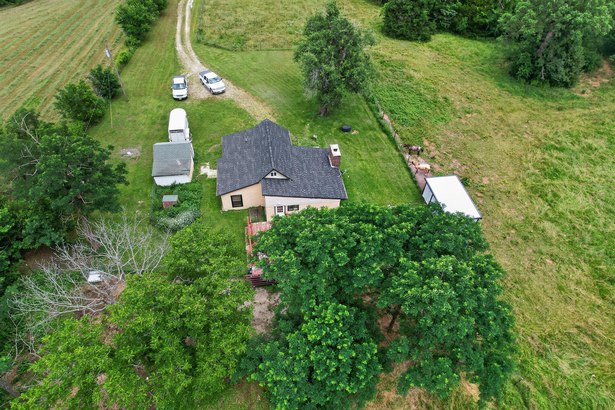 main property photo 47