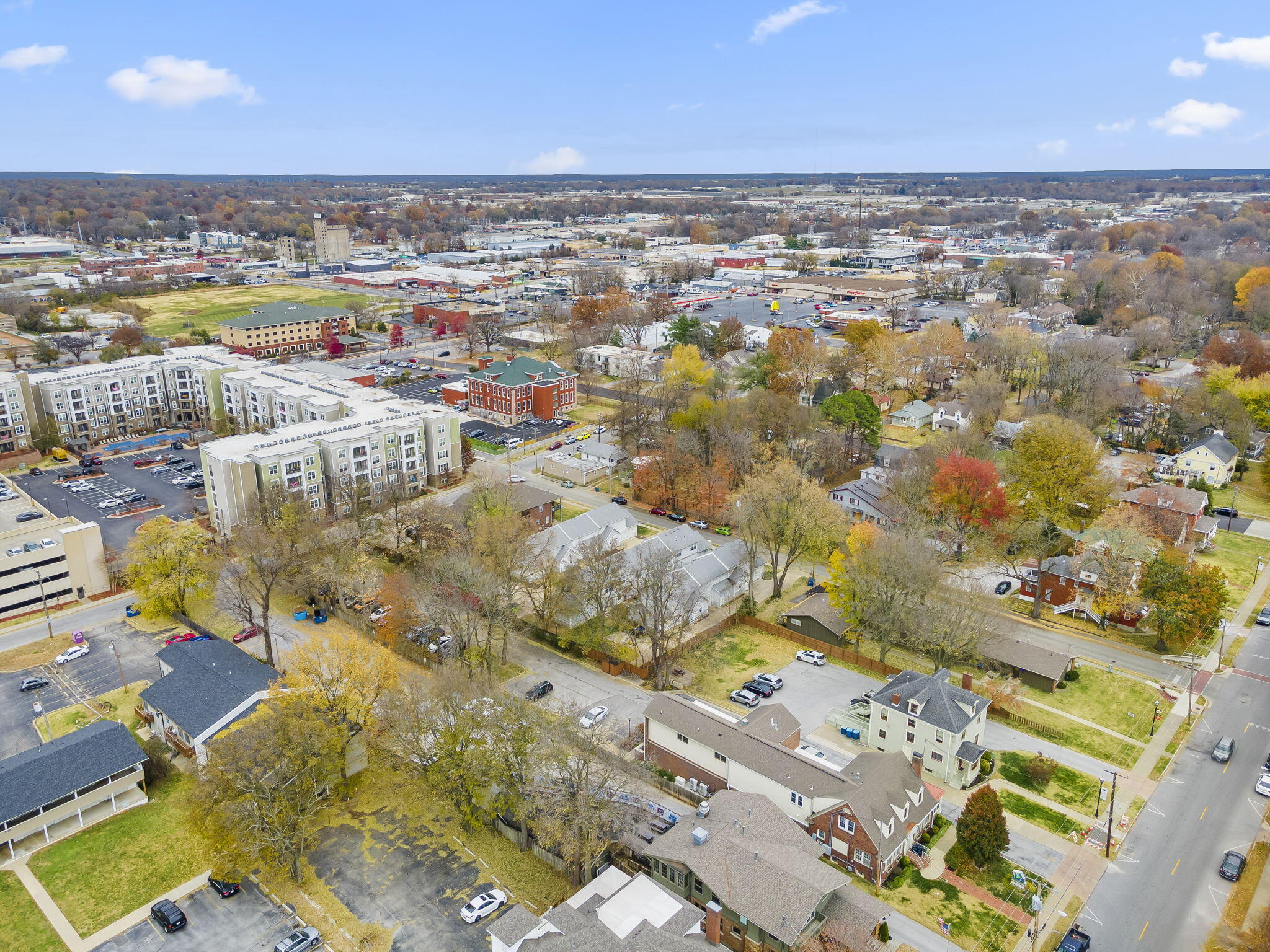 main property photo 29