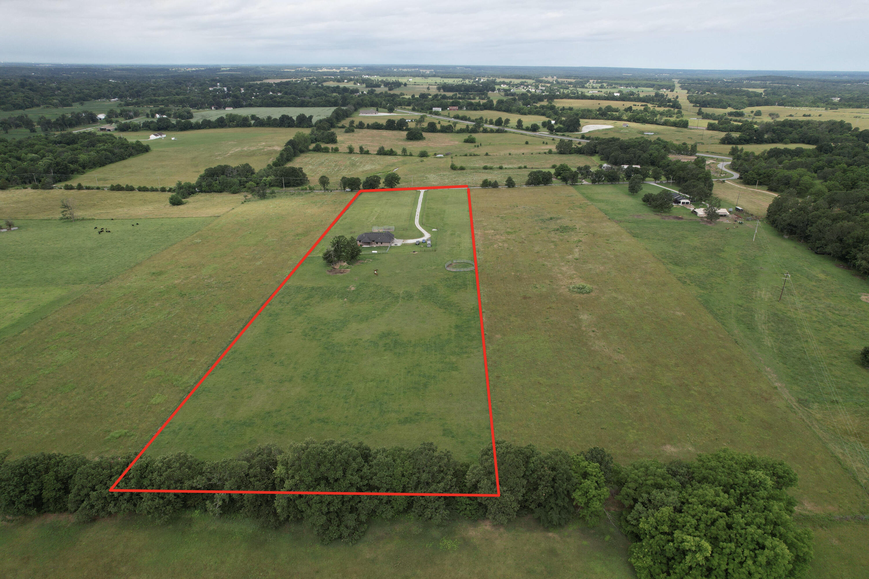 main property photo 30